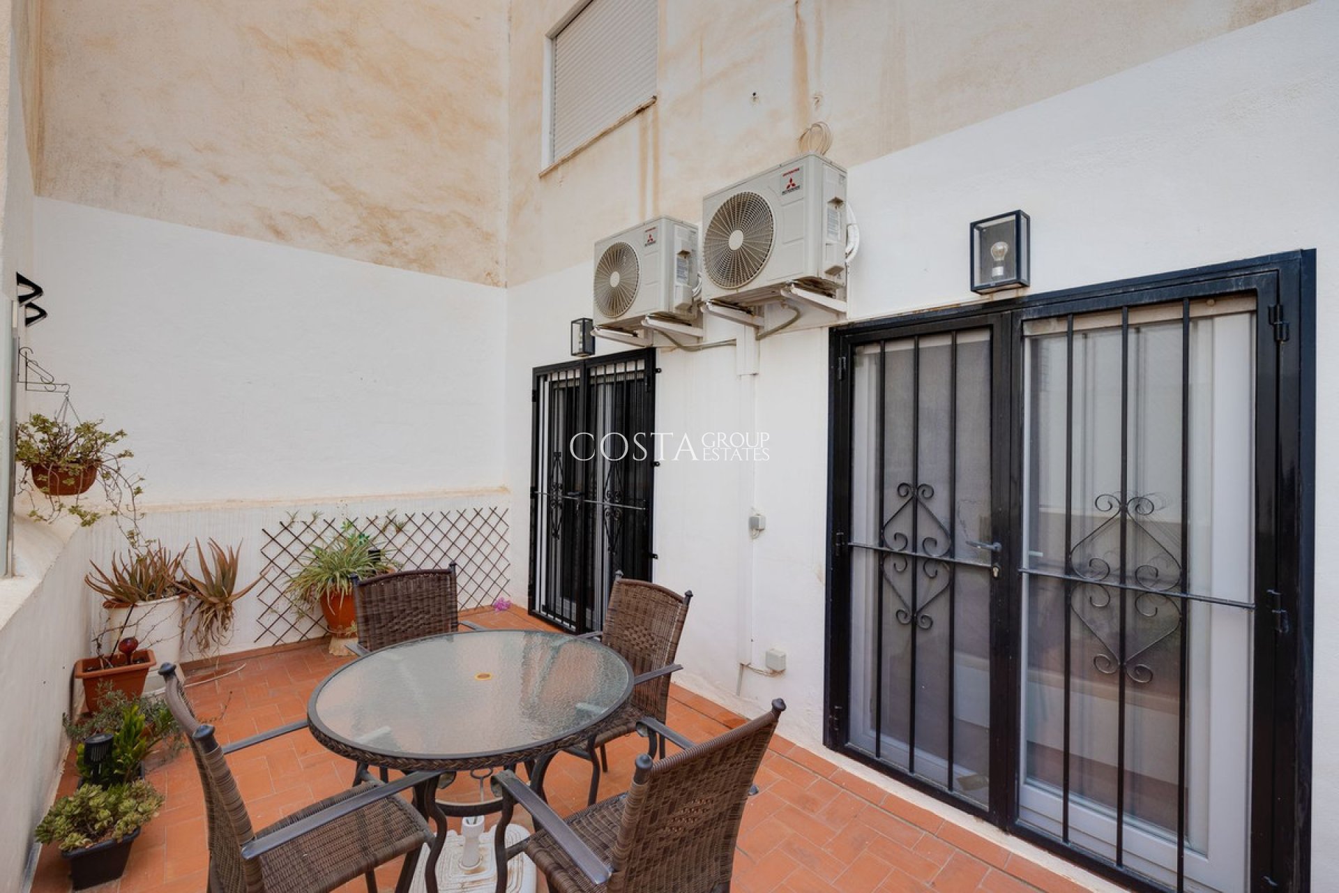 Wiederverkauf - Apartments -
Torrevieja - Torrevieja Centro