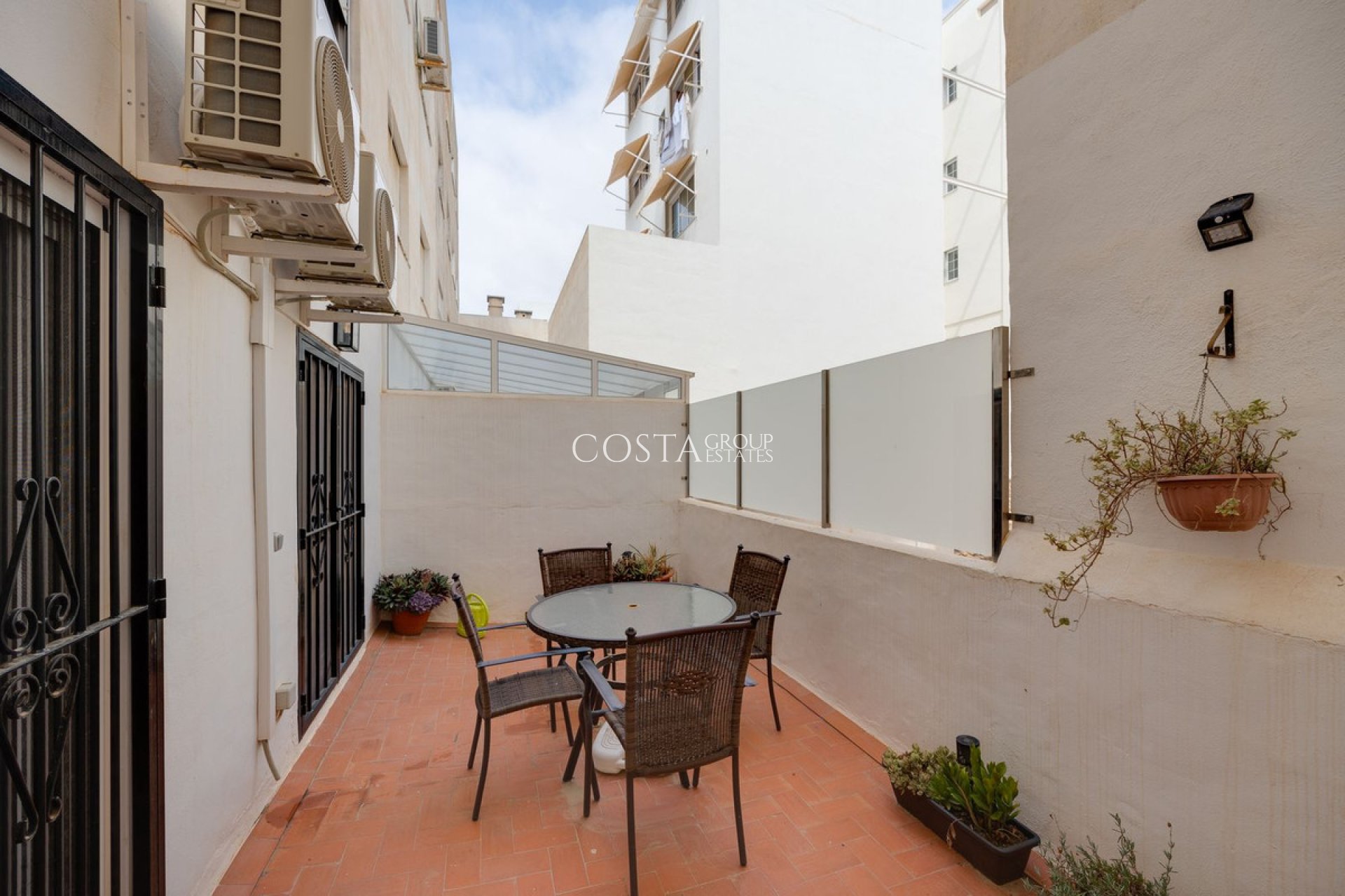 Wiederverkauf - Apartments -
Torrevieja - Torrevieja Centro