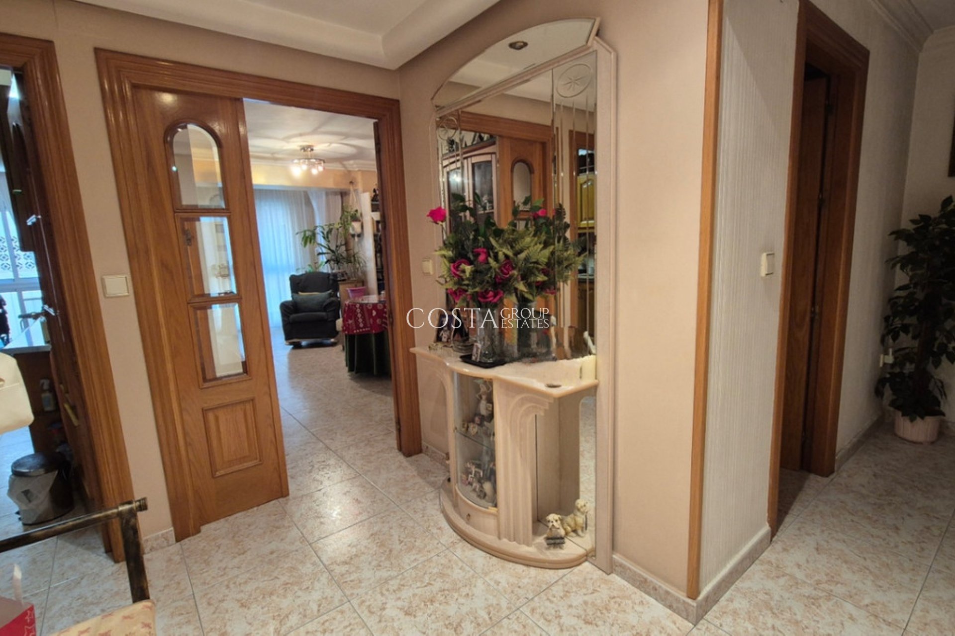 Wiederverkauf - Apartments -
Torrevieja - Torrevieja Centro