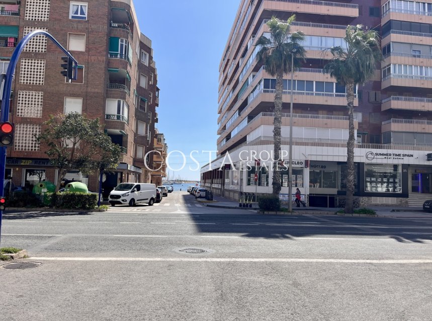 Wiederverkauf - Apartments -
Torrevieja - Torrevieja Centro