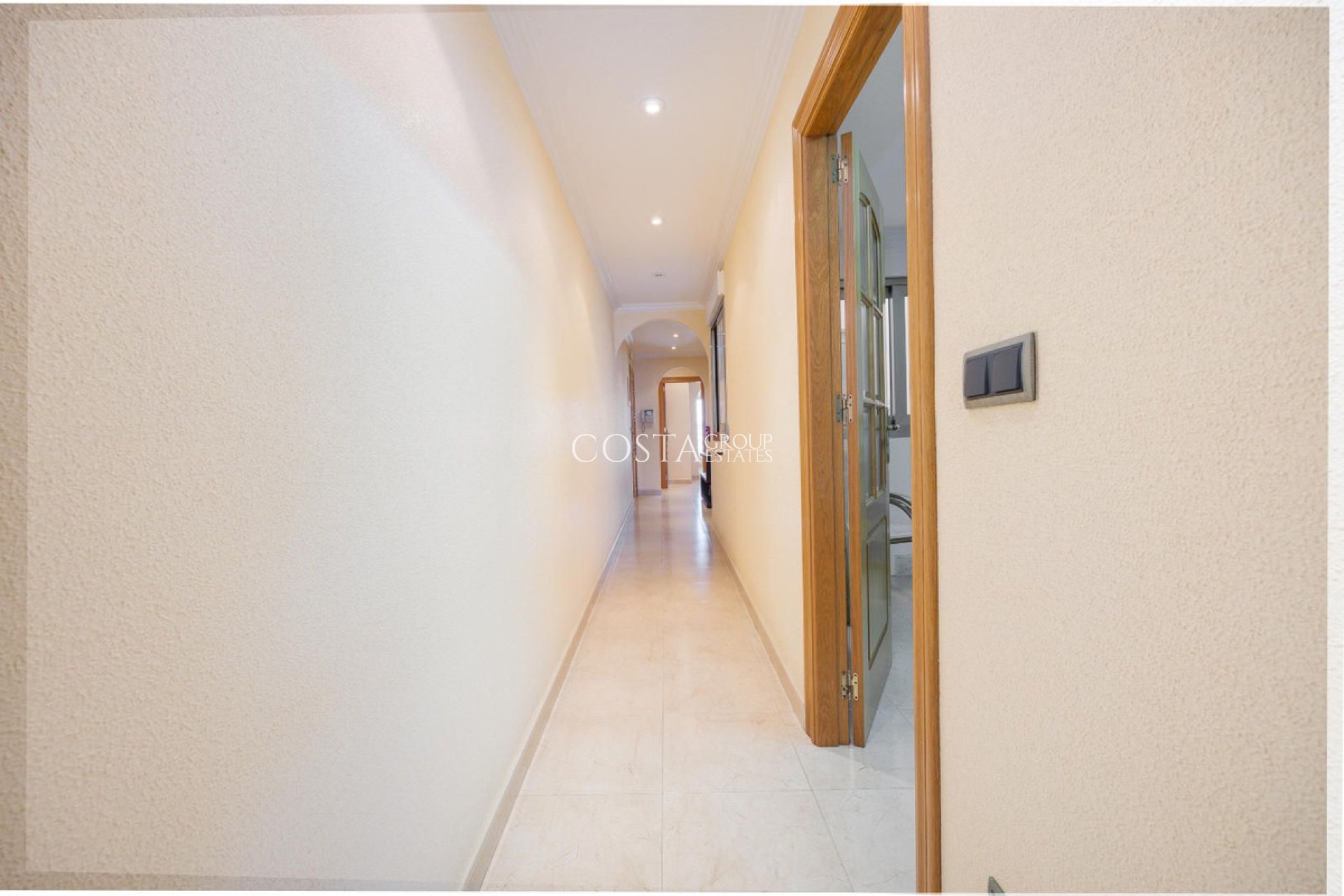 Wiederverkauf - Apartments -
Torrevieja - Torrevieja Centro