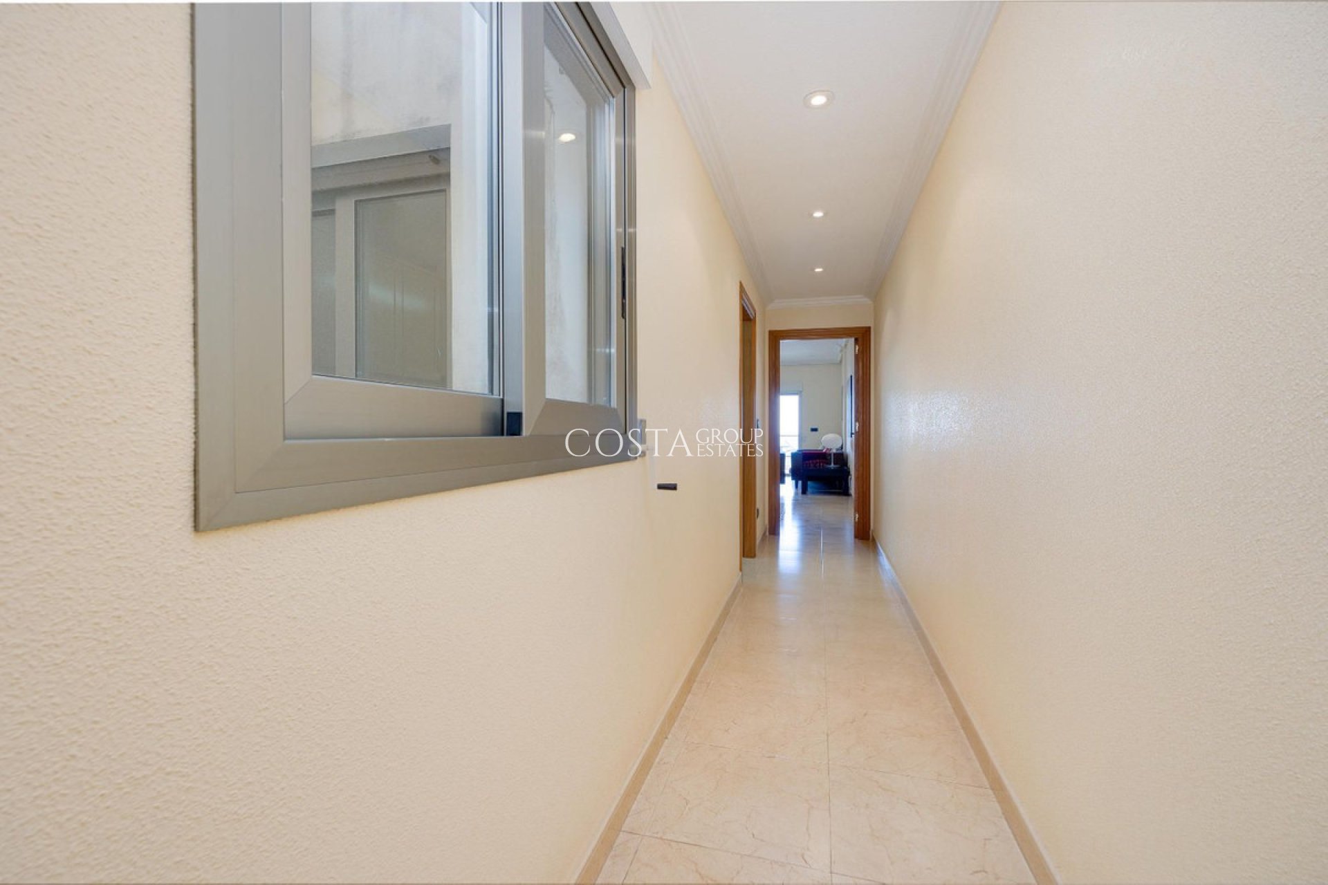 Wiederverkauf - Apartments -
Torrevieja - Torrevieja Centro