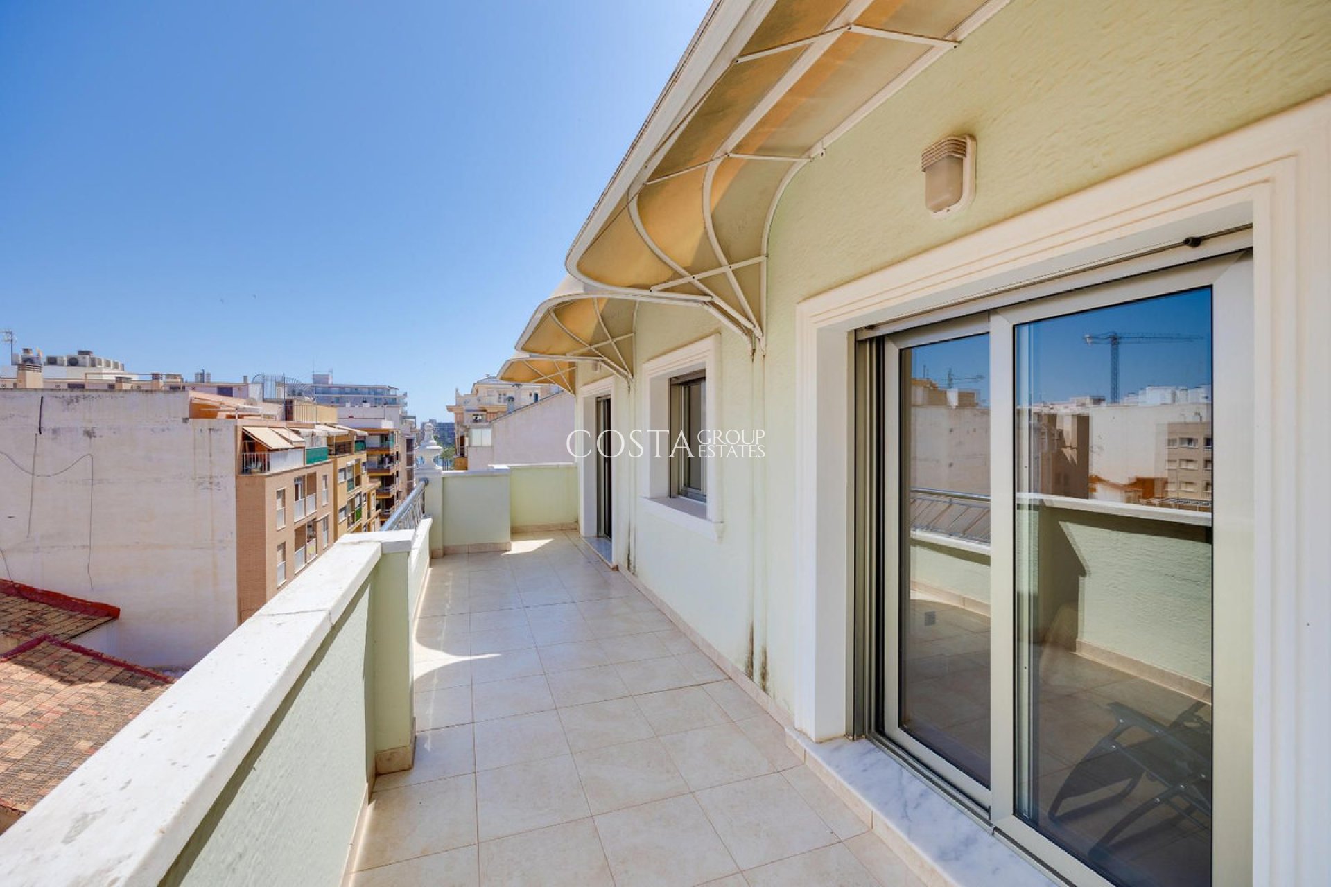 Wiederverkauf - Apartments -
Torrevieja - Torrevieja Centro