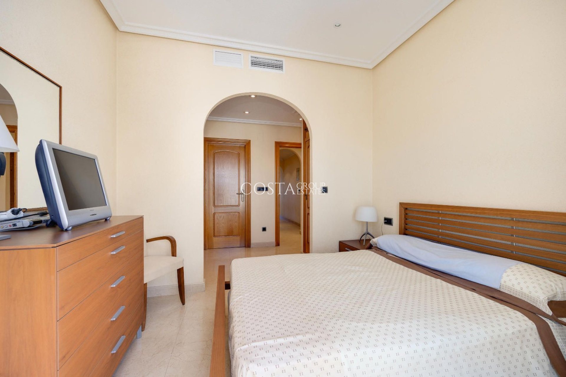 Wiederverkauf - Apartments -
Torrevieja - Torrevieja Centro