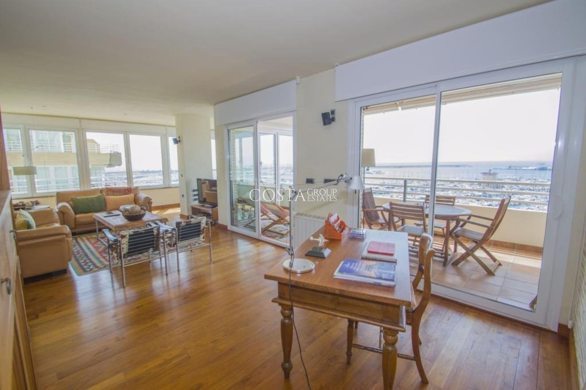Wiederverkauf - Apartments -
Torrevieja - Torrevieja Centro