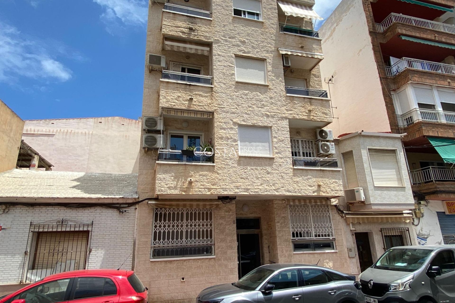 Wiederverkauf - Apartments -
Torrevieja - Torrevieja Centro