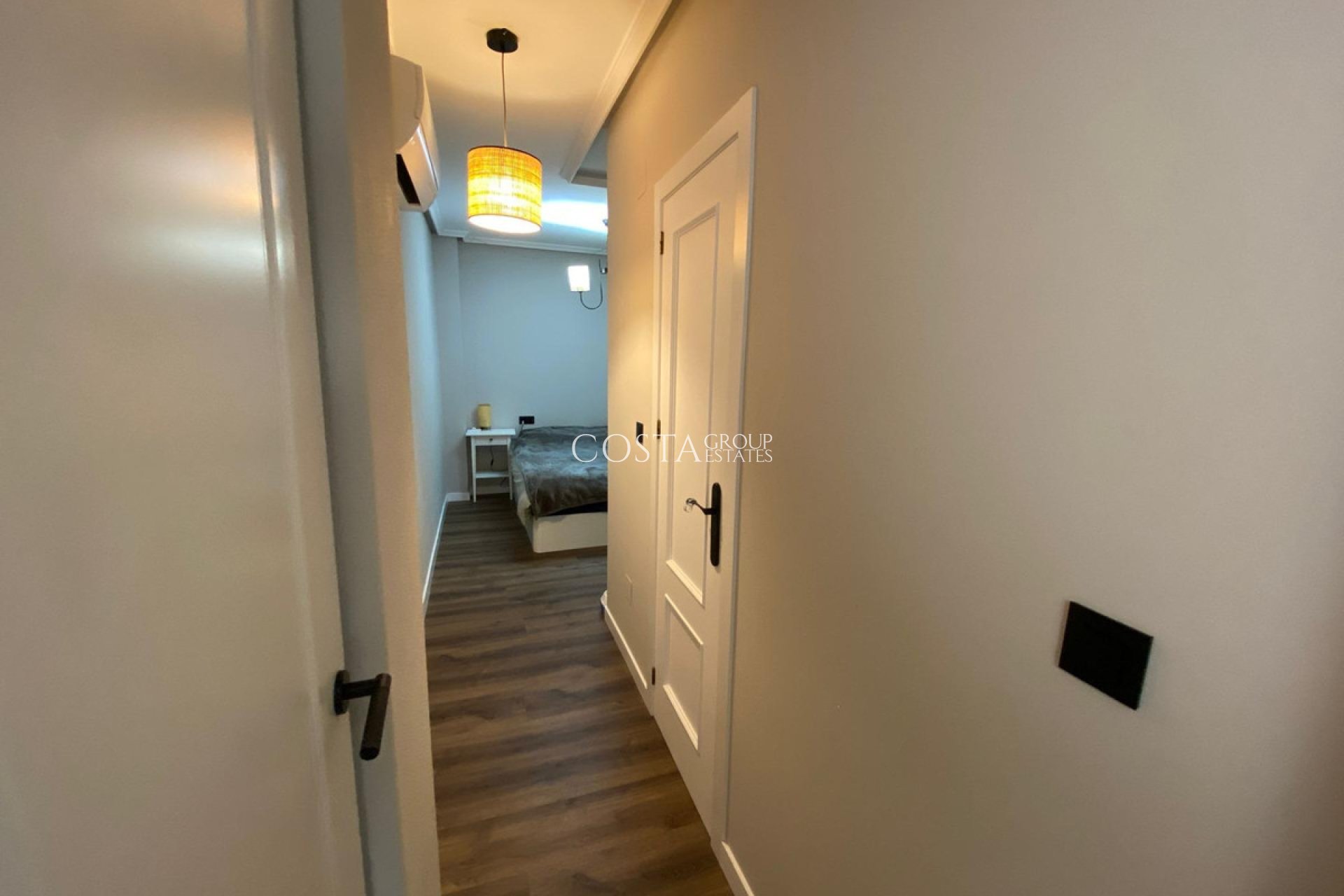 Wiederverkauf - Apartments -
Torrevieja - Torrevieja Centro