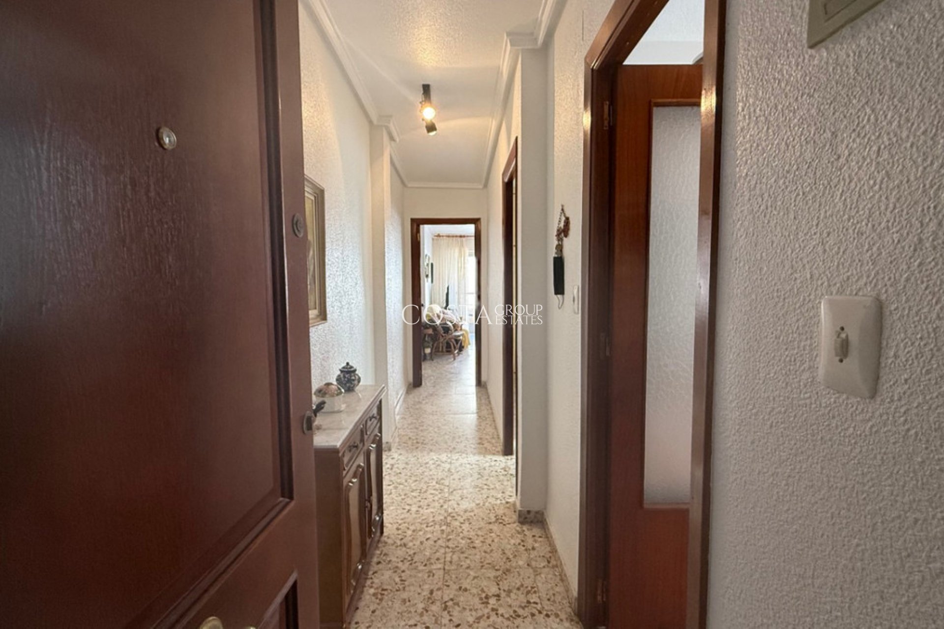 Wiederverkauf - Apartments -
Torrevieja - Torrevieja Centro