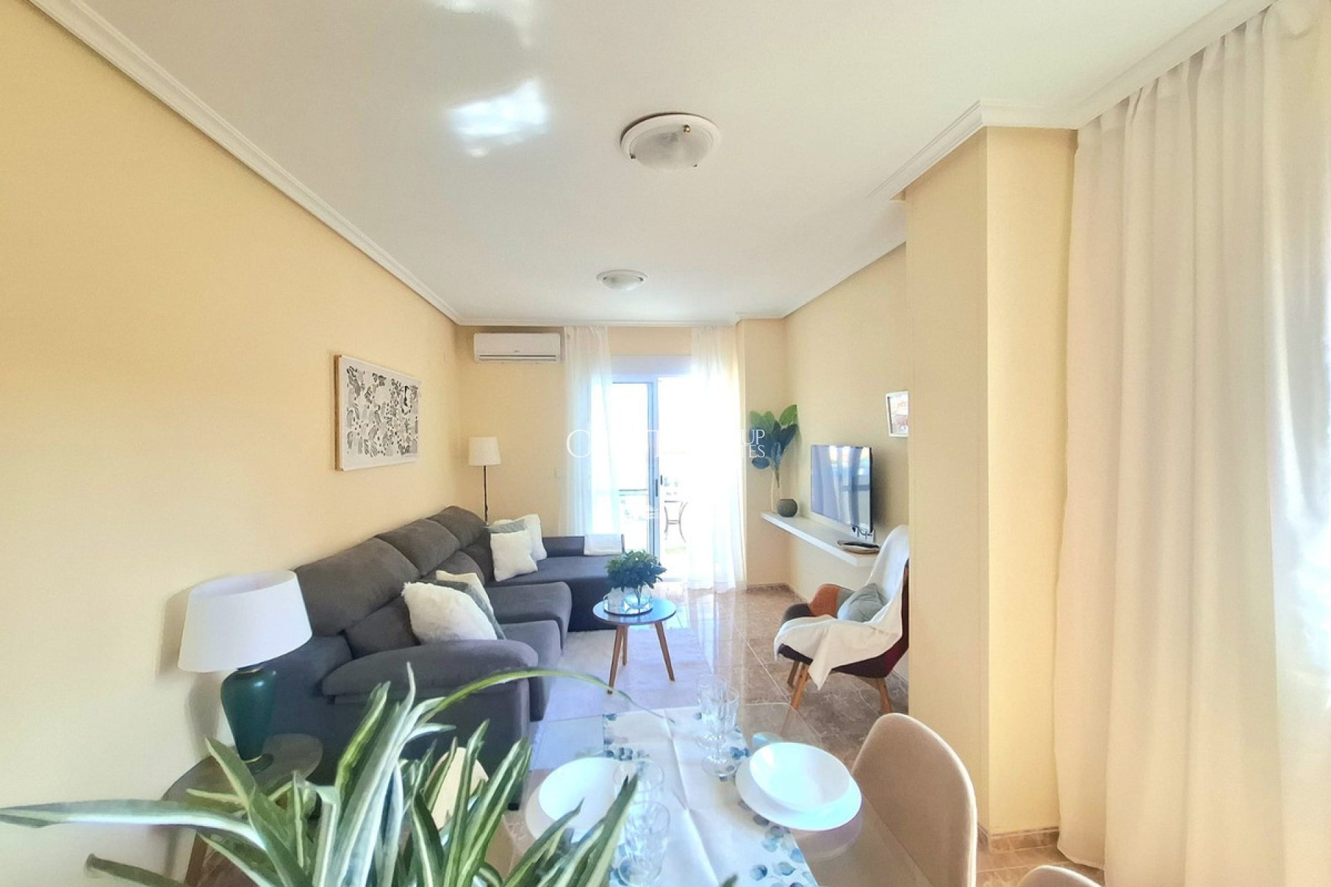 Wiederverkauf - Apartments -
Torrevieja - Torrevieja Centro