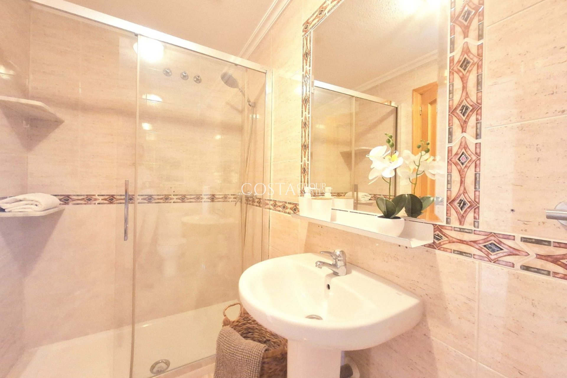 Wiederverkauf - Apartments -
Torrevieja - Torrevieja Centro