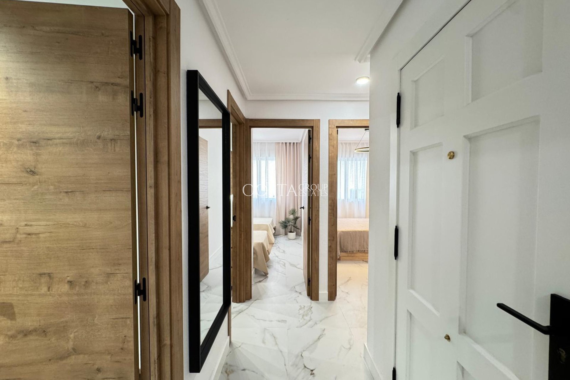 Wiederverkauf - Apartments -
Torrevieja - Torrevieja Centro