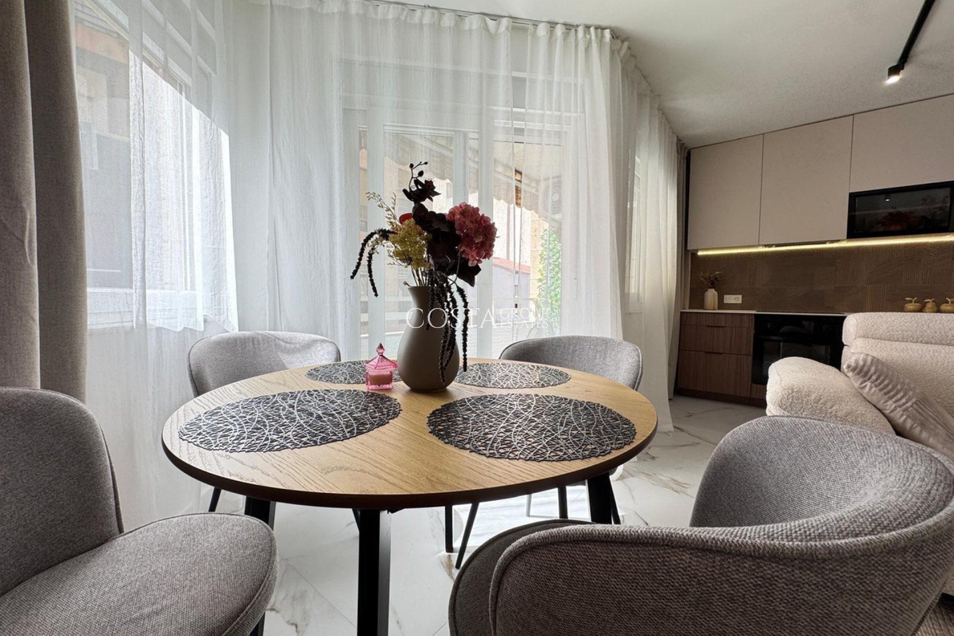 Wiederverkauf - Apartments -
Torrevieja - Torrevieja Centro