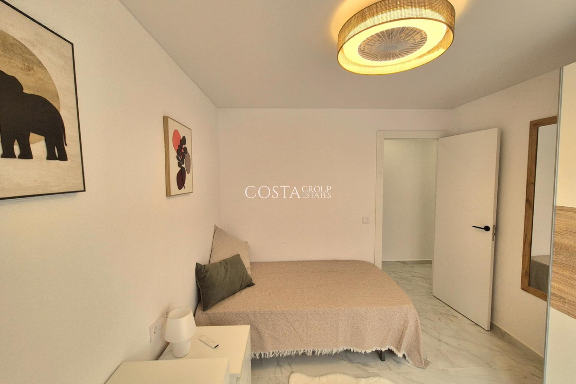 Wiederverkauf - Apartments -
Torrevieja - Torrevieja Centro