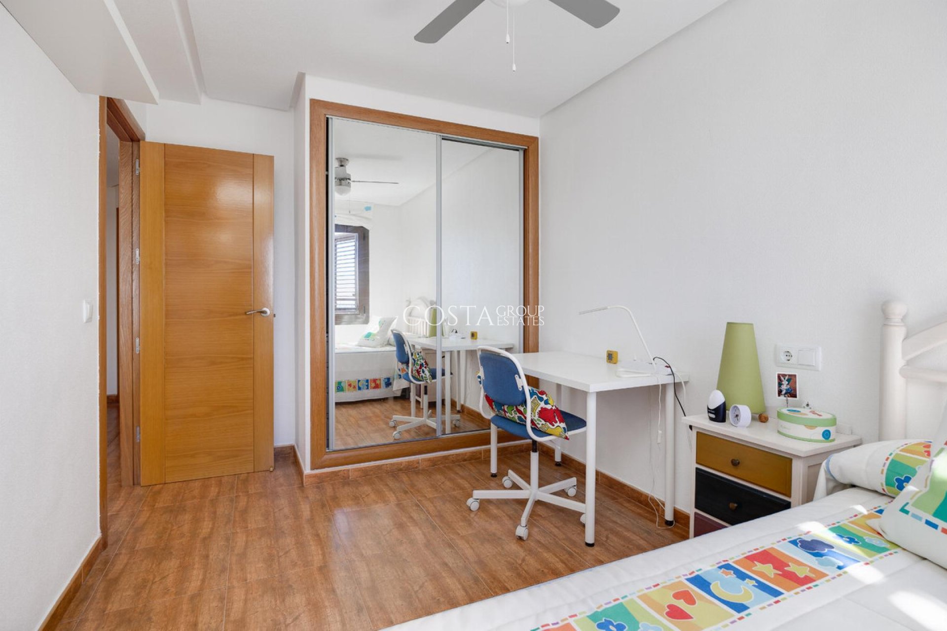 Wiederverkauf - Apartments -
Torrevieja - Torrevieja Centro