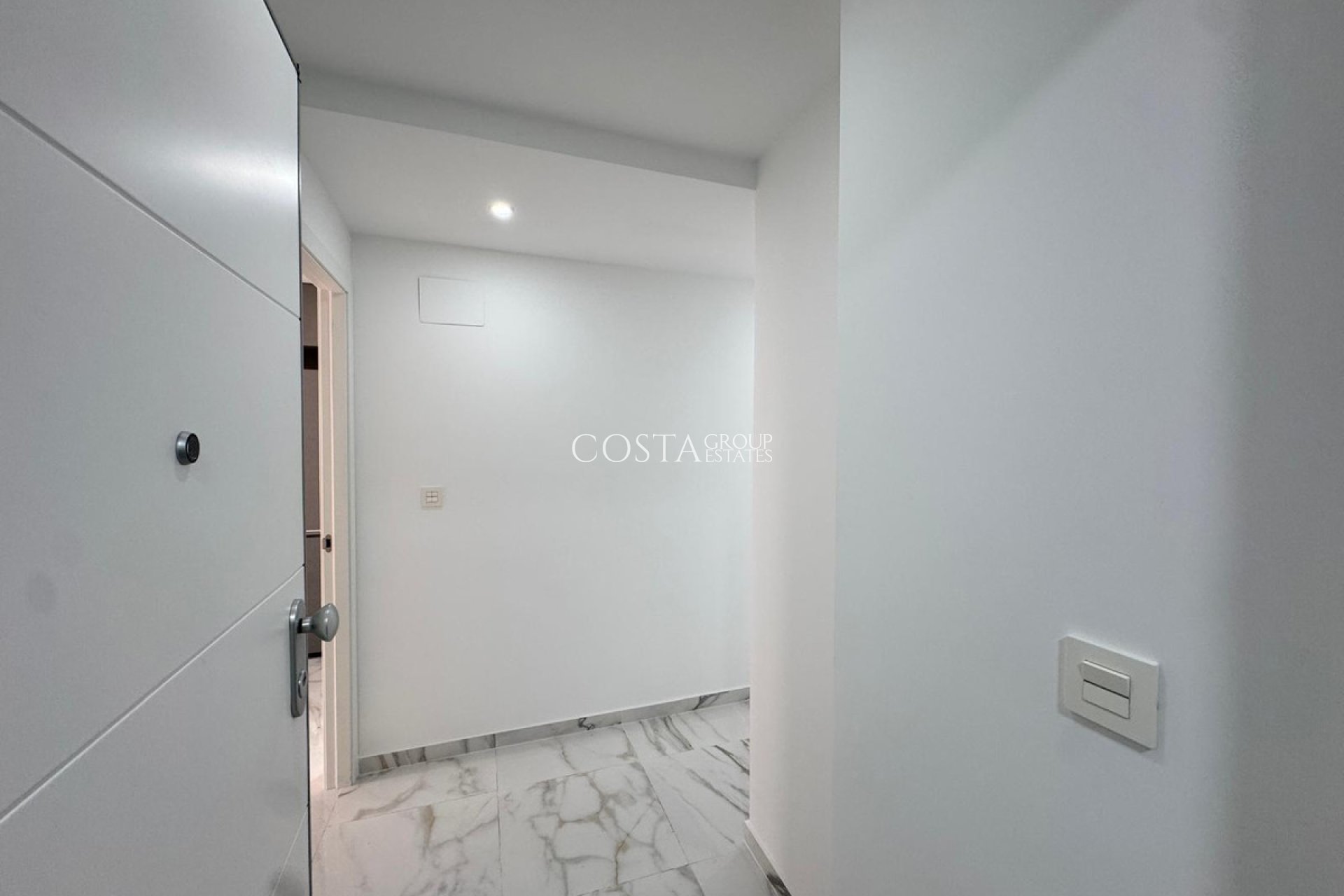 Wiederverkauf - Apartments -
Torrevieja - Torrevieja Centro