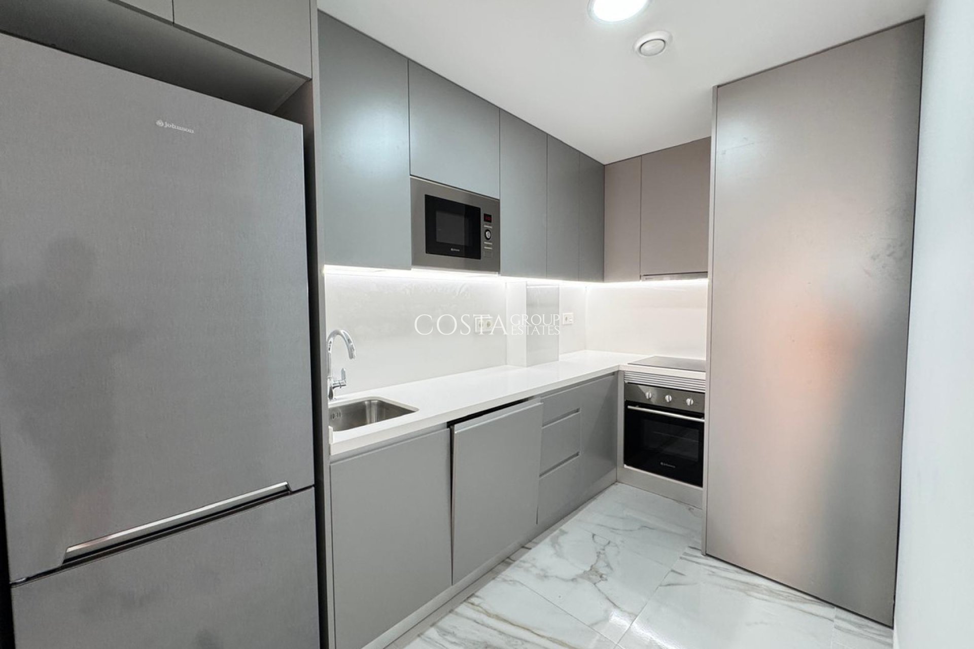 Wiederverkauf - Apartments -
Torrevieja - Torrevieja Centro