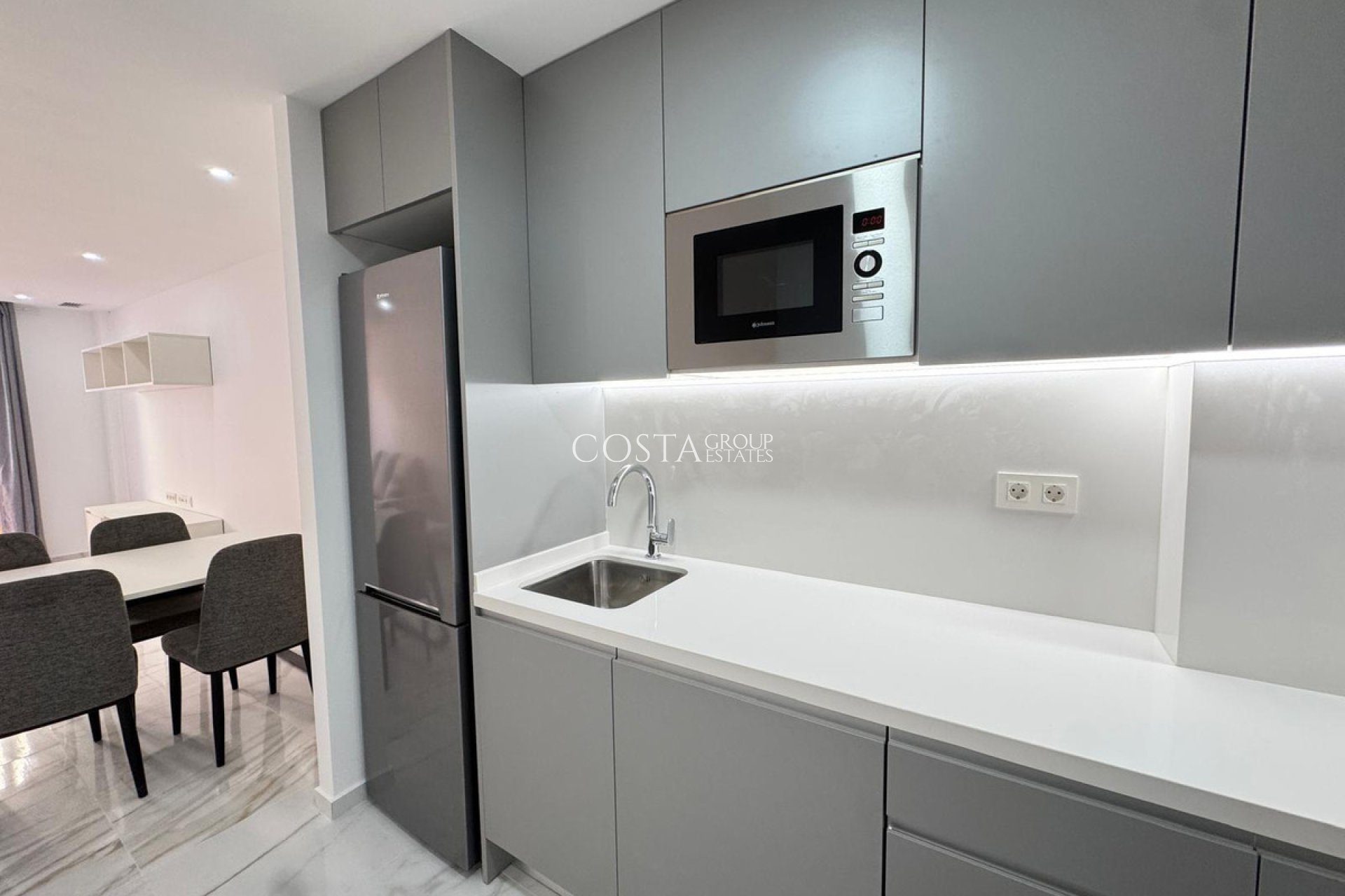 Wiederverkauf - Apartments -
Torrevieja - Torrevieja Centro