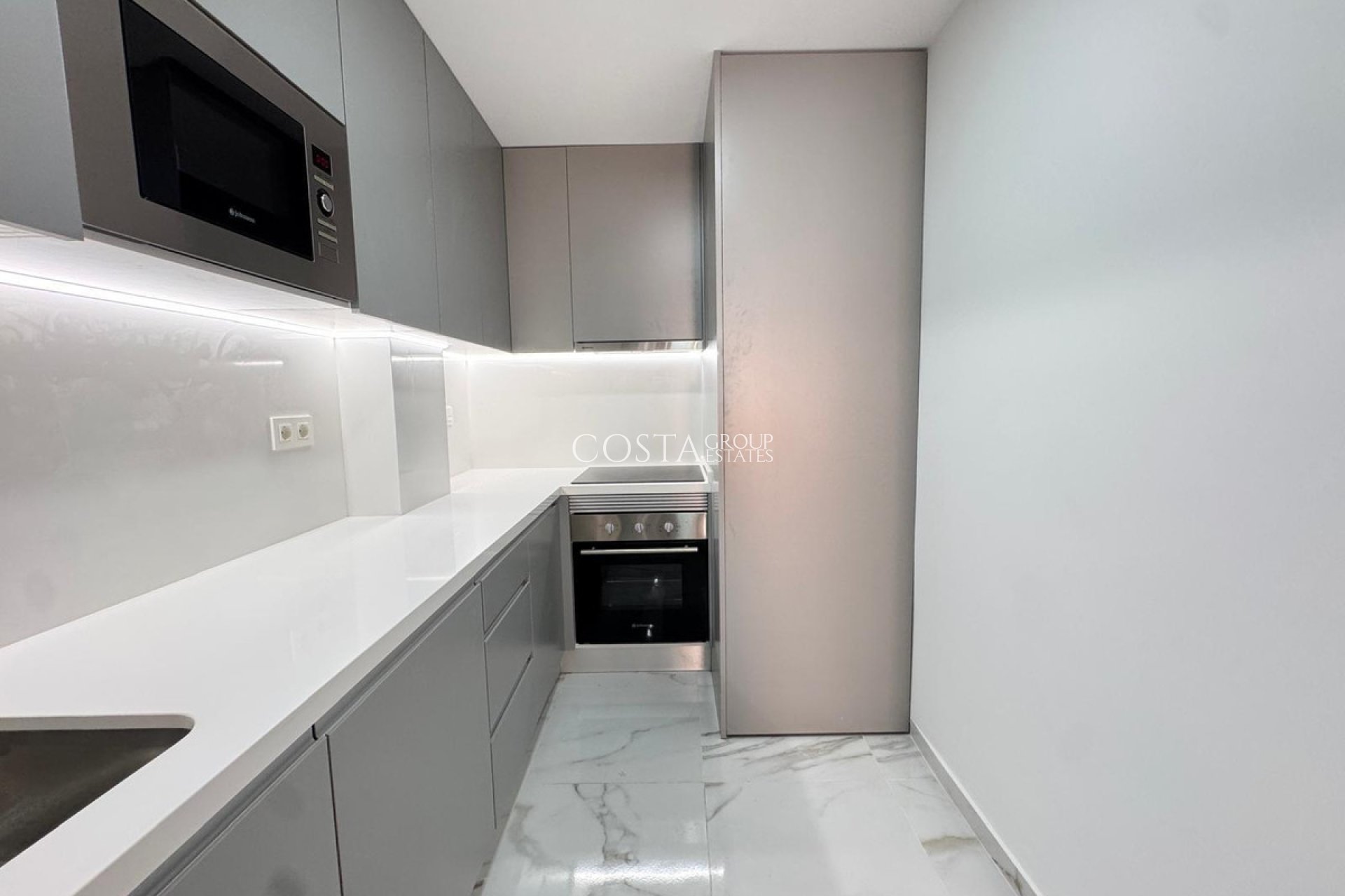 Wiederverkauf - Apartments -
Torrevieja - Torrevieja Centro