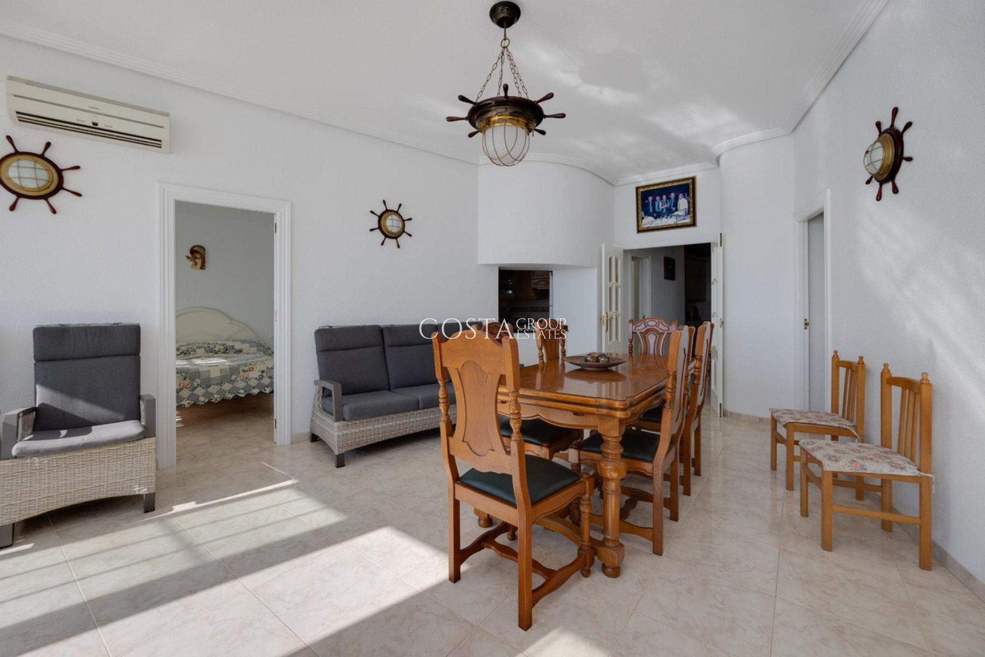 Wiederverkauf - Apartments -
Torrevieja - Torrevieja Centro