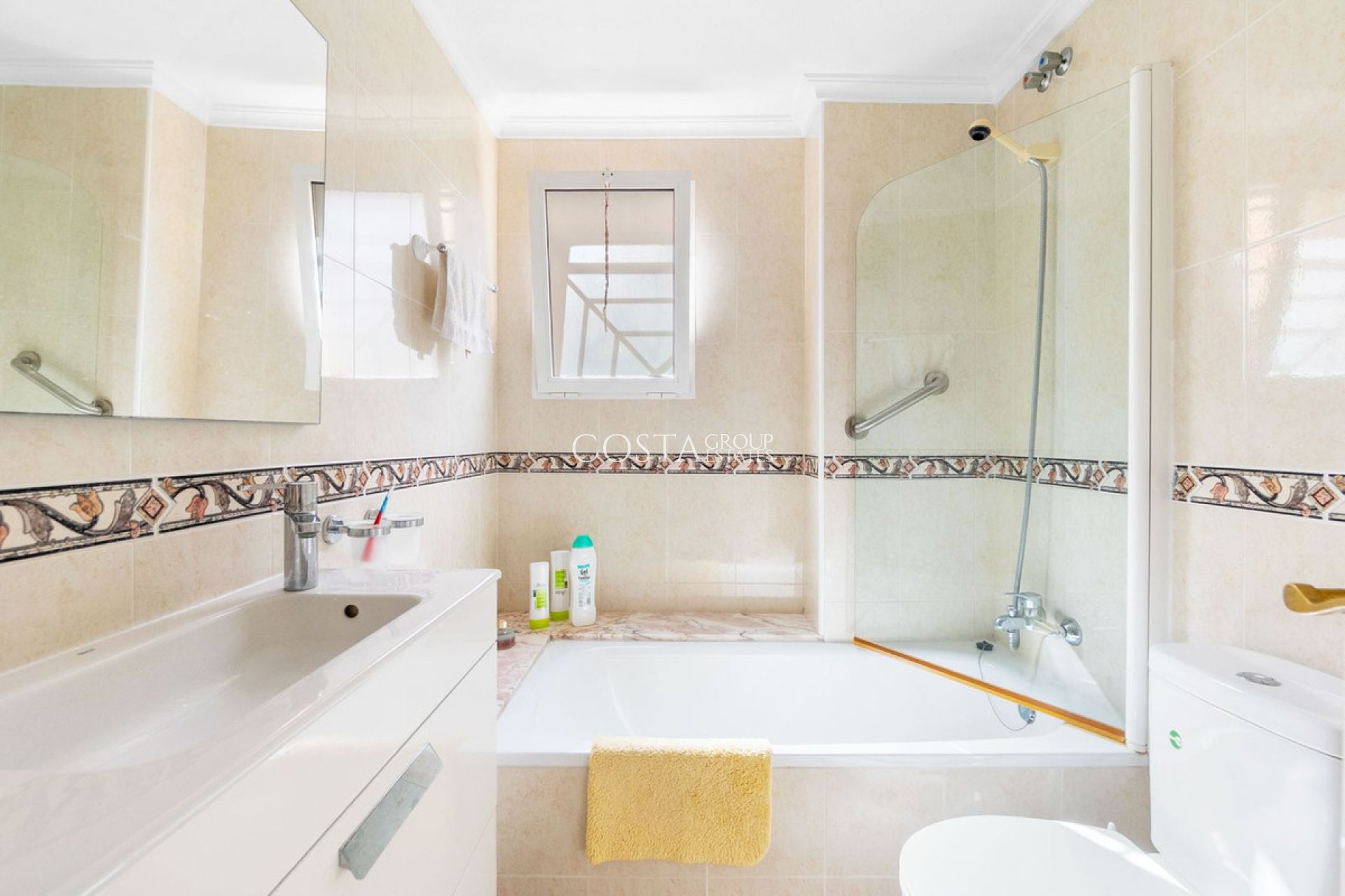 Wiederverkauf - Apartments -
Torrevieja - Torrevieja Centro