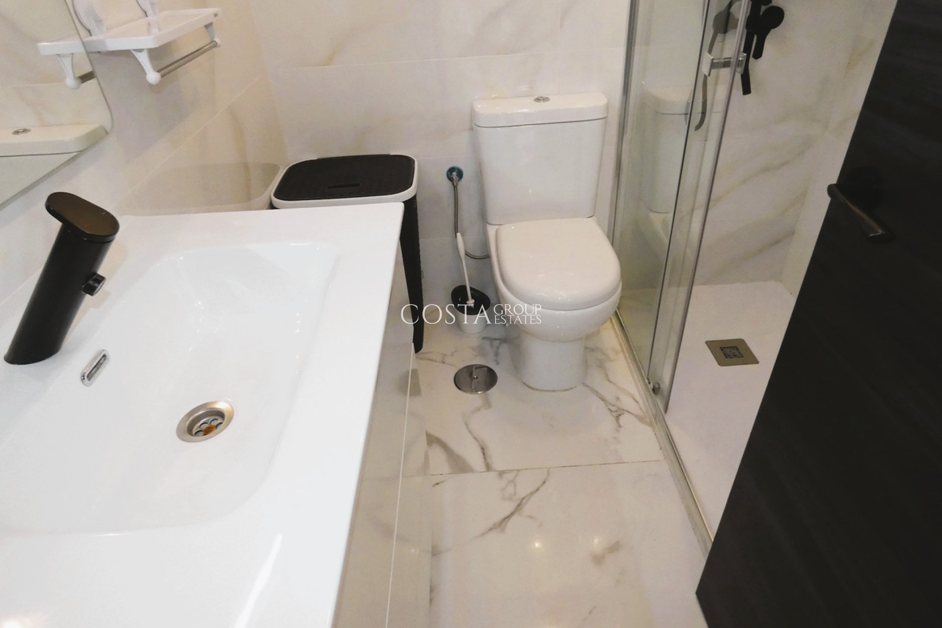 Wiederverkauf - Apartments -
Torrevieja - Torrevieja Centro