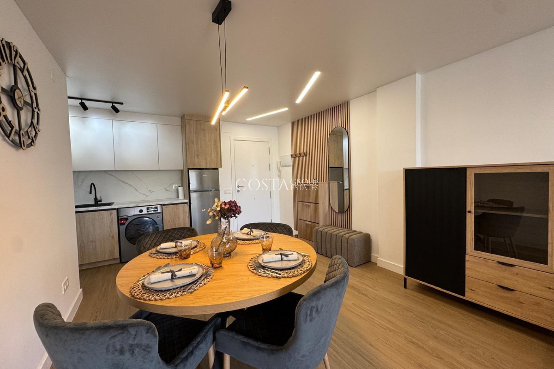 Wiederverkauf - Apartments -
Torrevieja - Torrevieja Centro