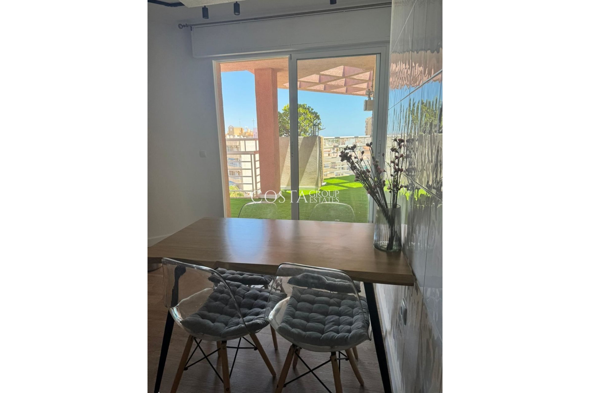 Wiederverkauf - Apartments -
Torrevieja - Torrevieja Centro