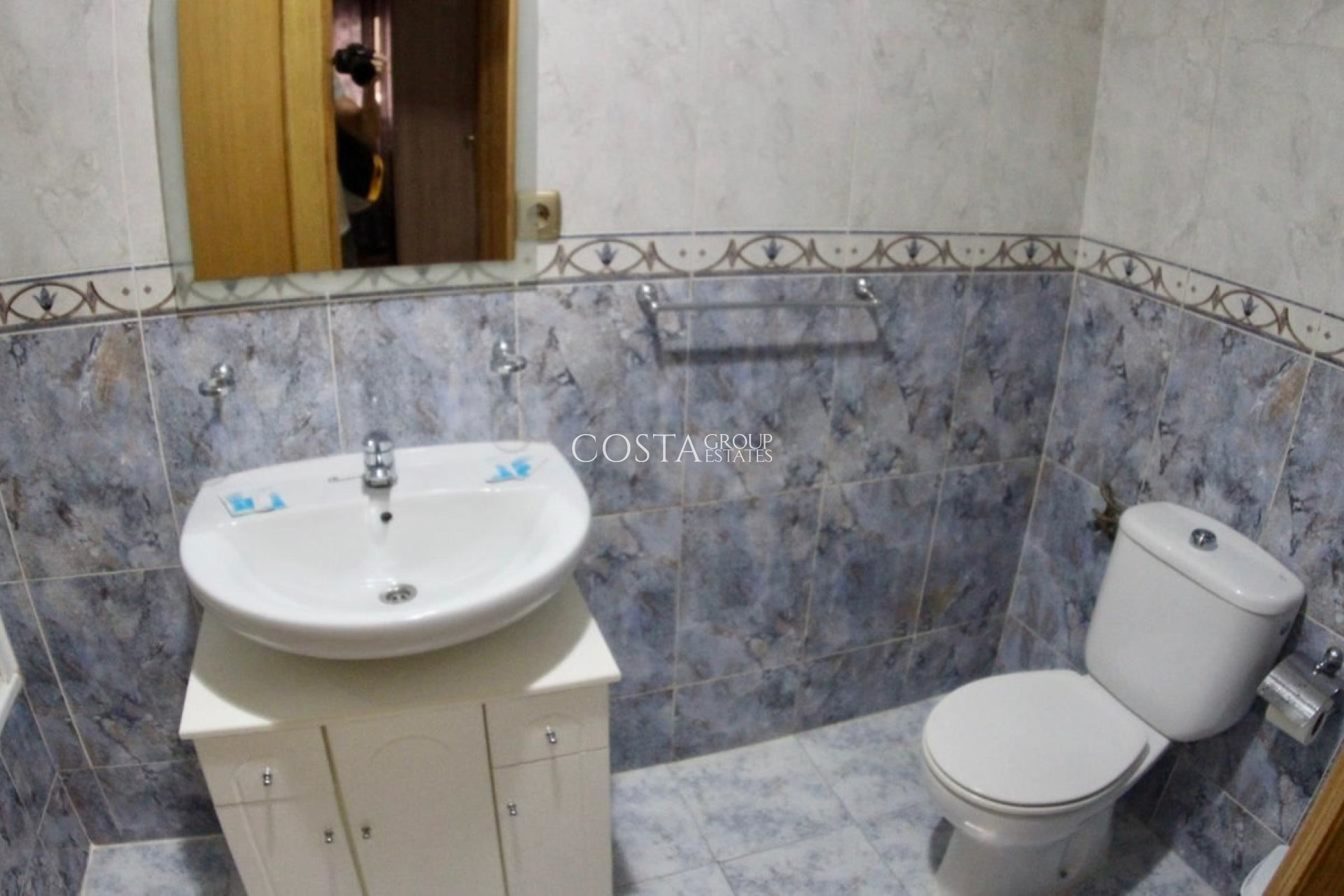 Wiederverkauf - Apartments -
Torrevieja - Torrevieja Centro