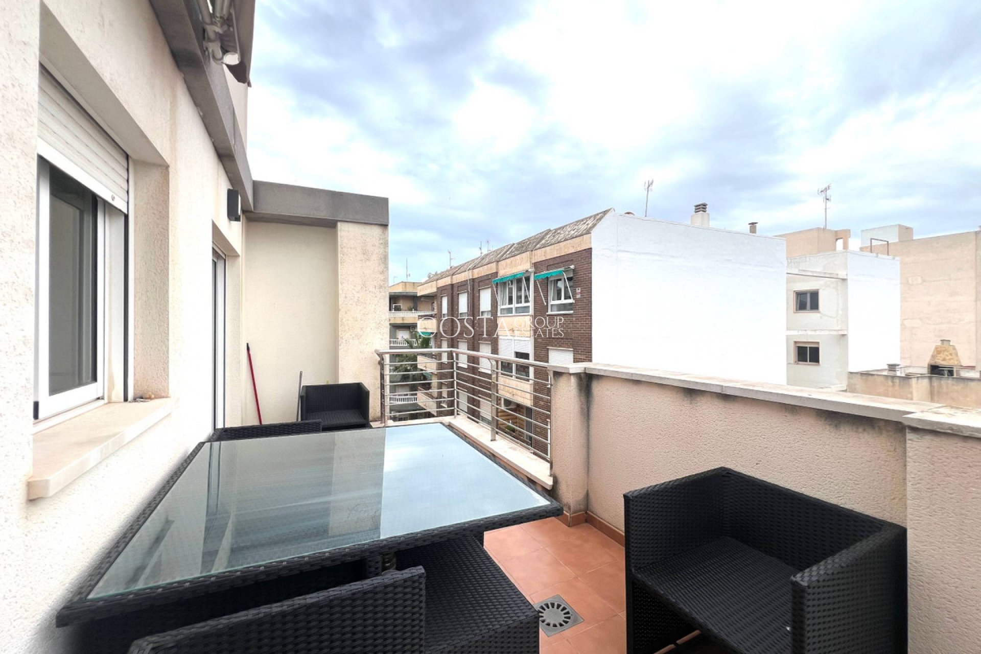 Wiederverkauf - Apartments -
Torrevieja - Torrevieja Centro