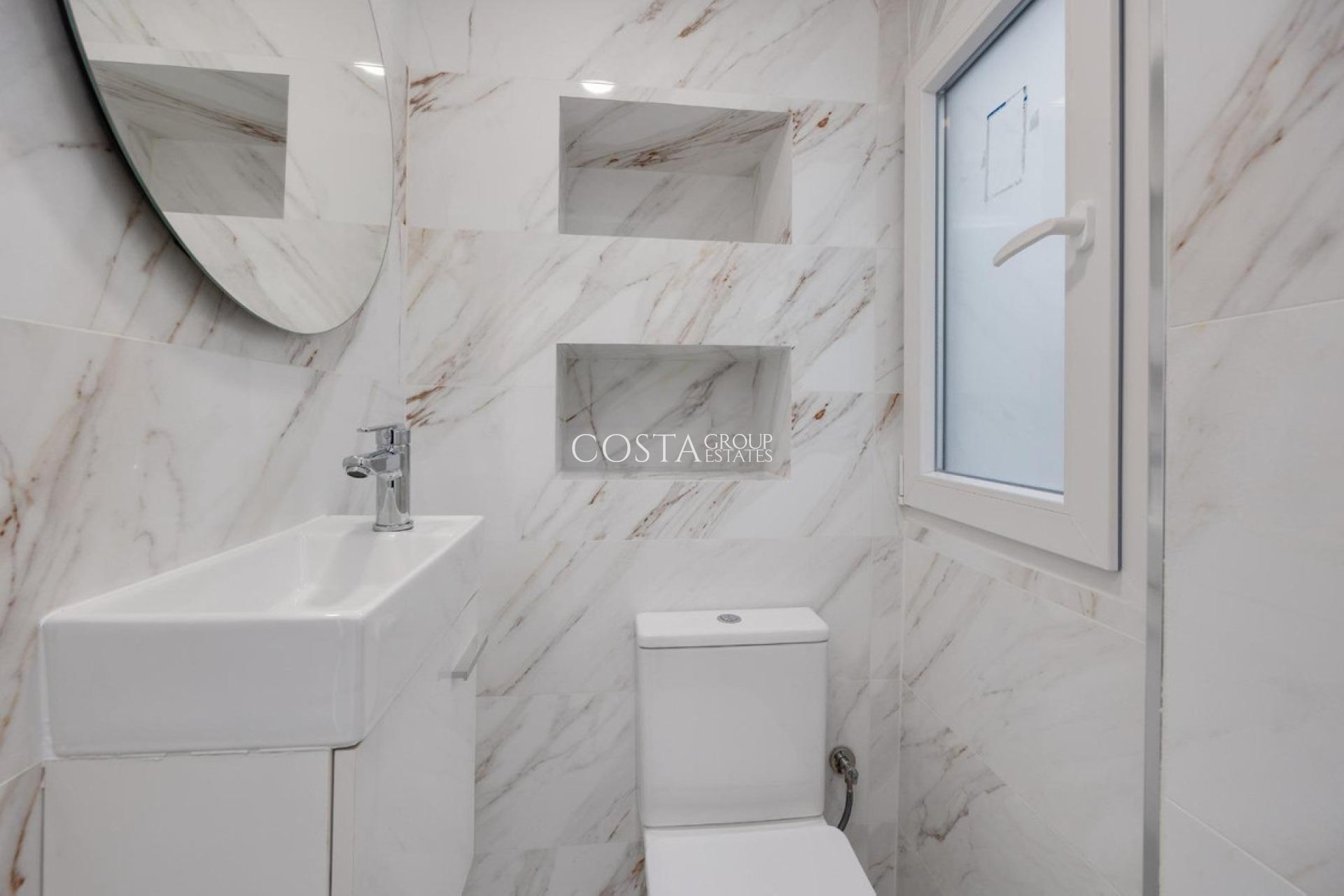 Wiederverkauf - Apartments -
Torrevieja - Torrevieja Centro