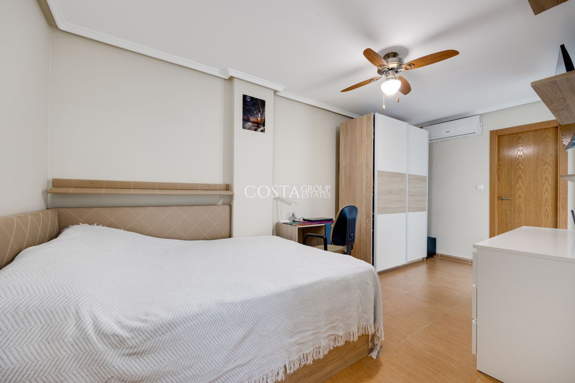 Wiederverkauf - Apartments -
Torrevieja