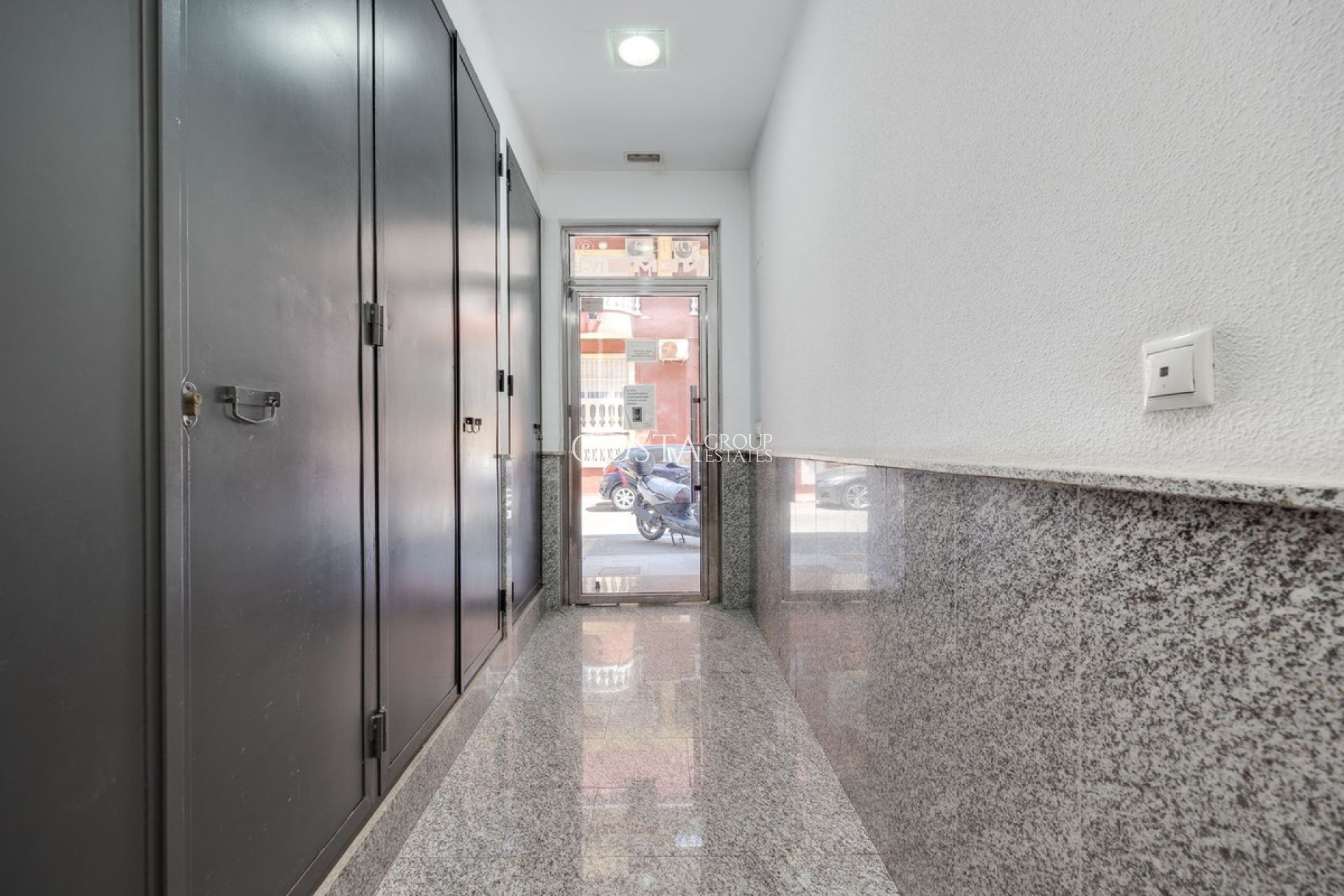 Wiederverkauf - Apartments -
Torrevieja