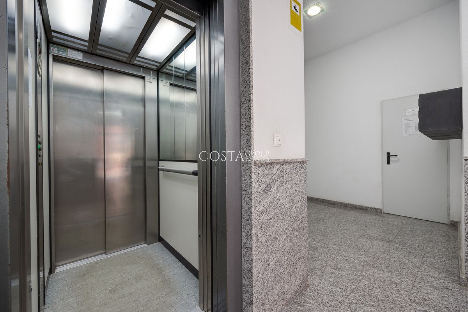 Wiederverkauf - Apartments -
Torrevieja