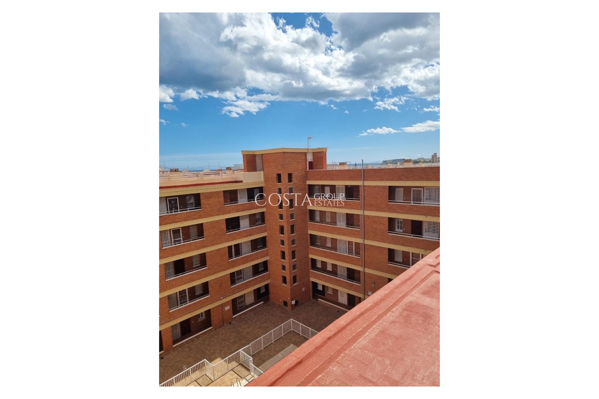 Wiederverkauf - Apartments -
Torrevieja