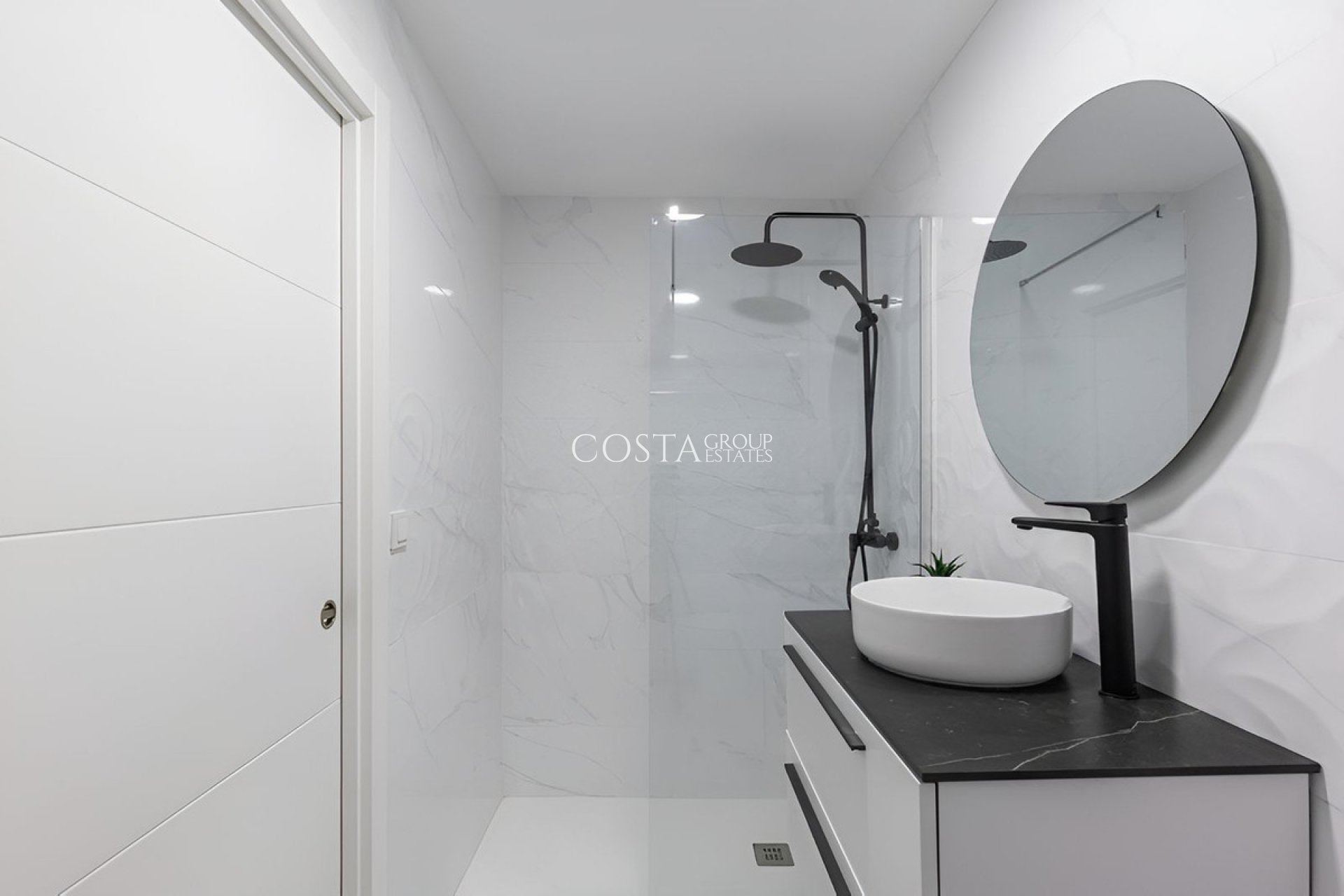 Wiederverkauf - Apartments -
Torrevieja