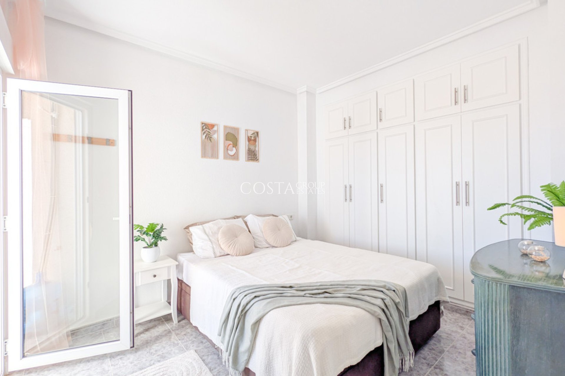 Wiederverkauf - Apartments -
Torrevieja