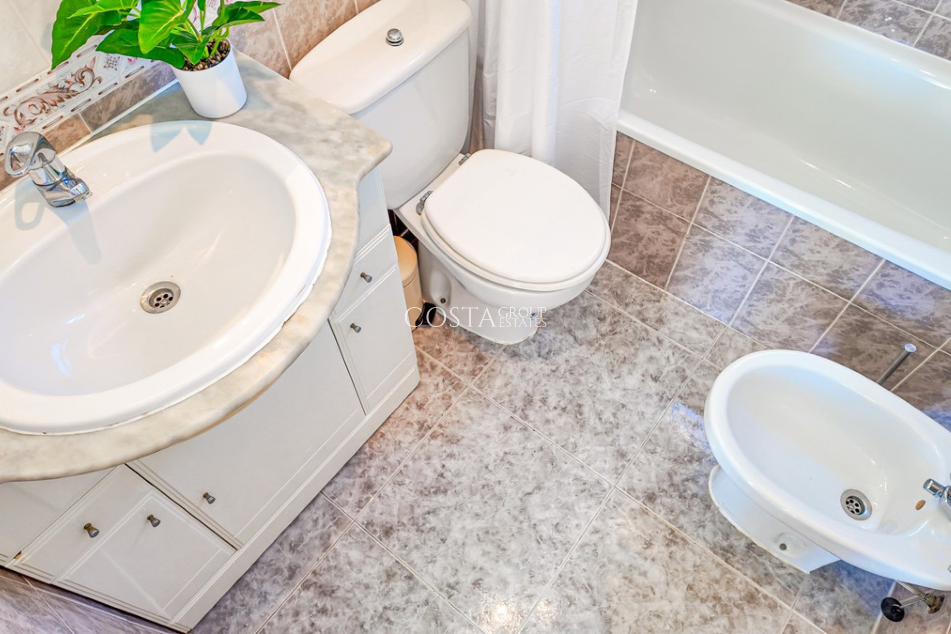 Wiederverkauf - Apartments -
Torrevieja