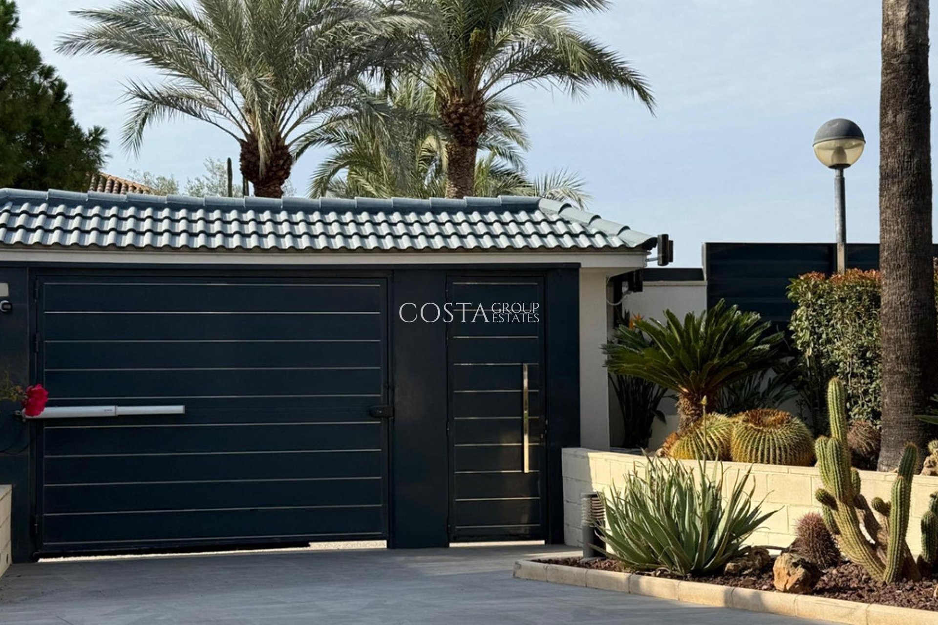 Wiederverkauf - House -
Alicante - Alicante Centro