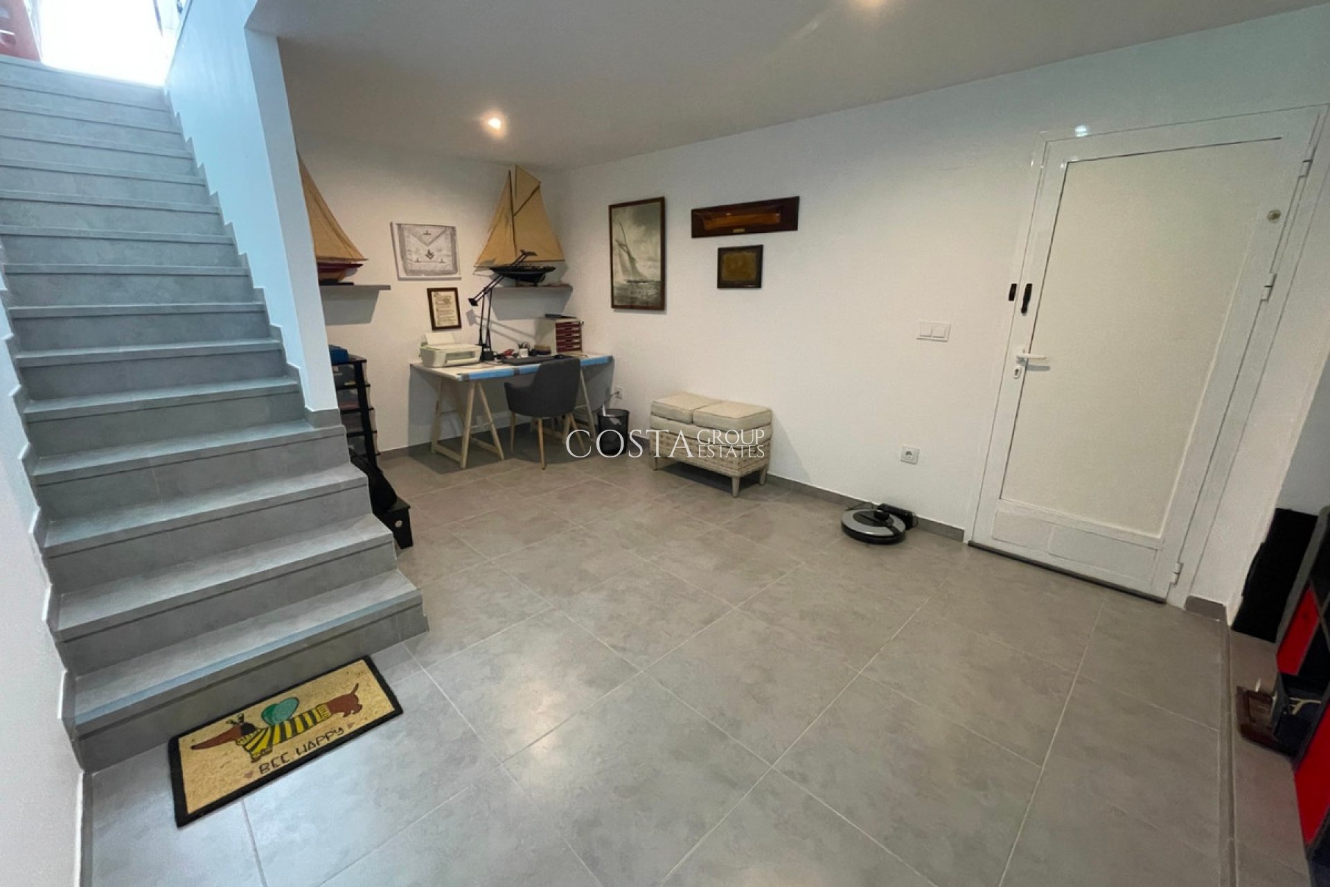 Wiederverkauf - House -
Alicante - Alicante Centro