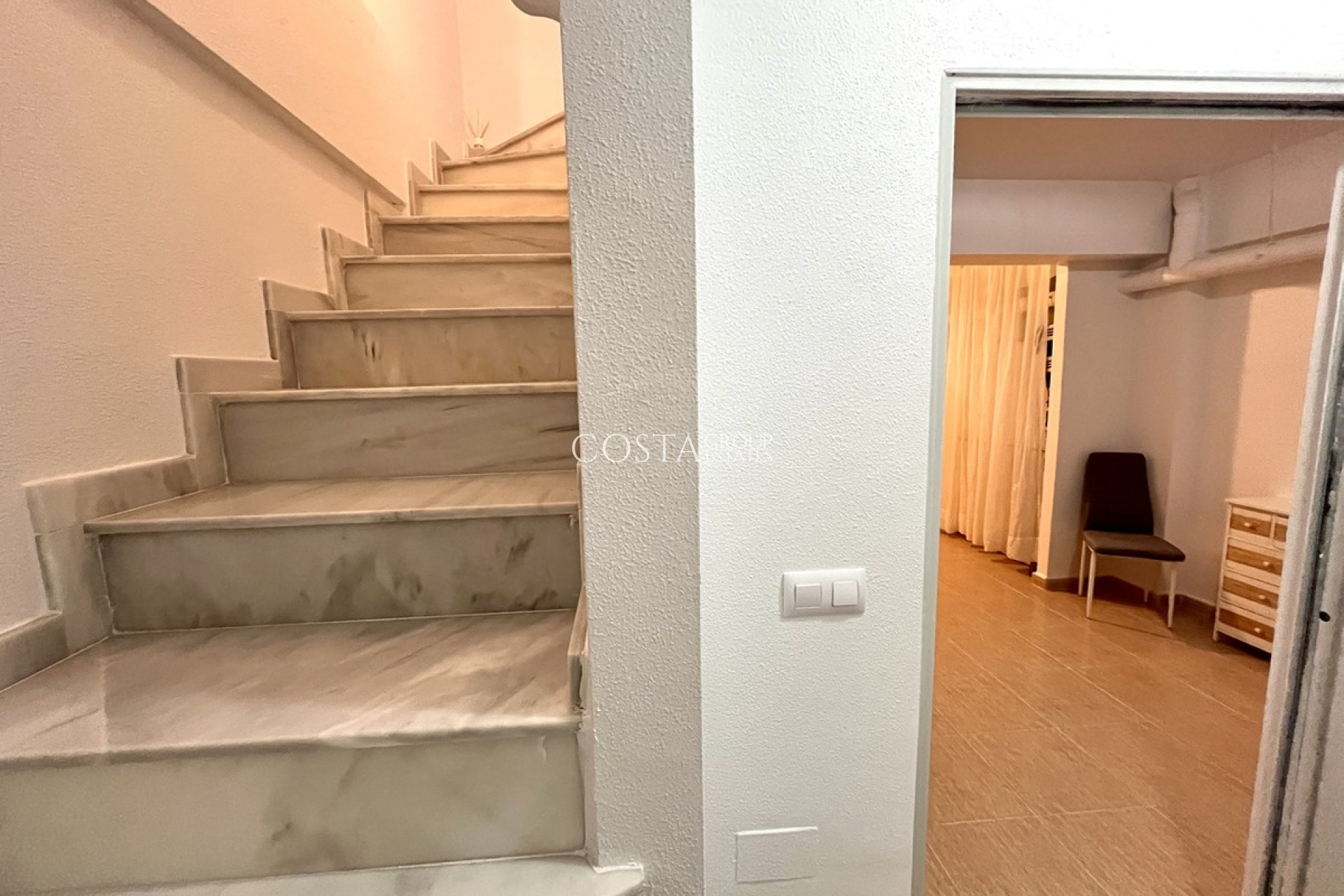 Wiederverkauf - House -
Murcia - Avileses