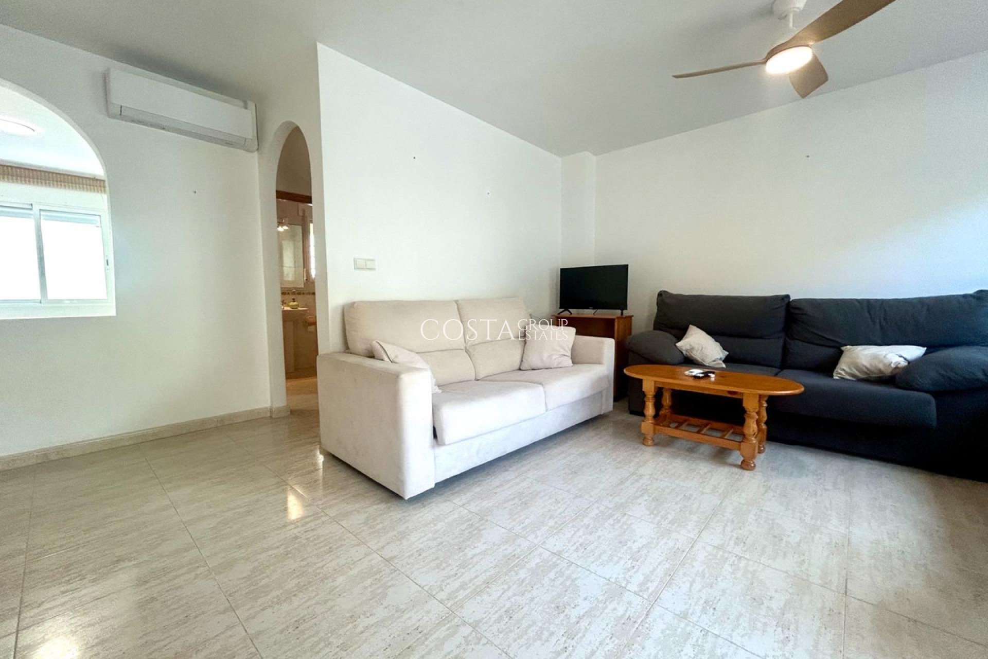 Wiederverkauf - House -
Orihuela Costa - Campoamor