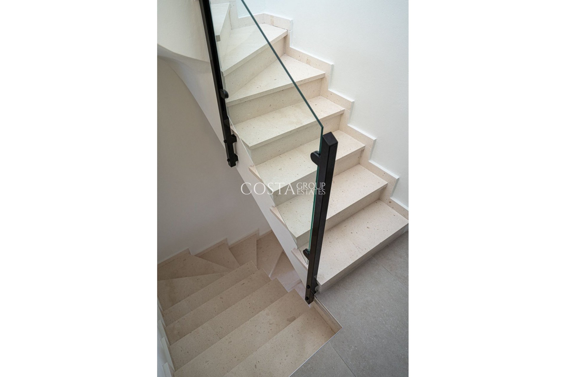 Wiederverkauf - House -
Orihuela Costa - La Florida