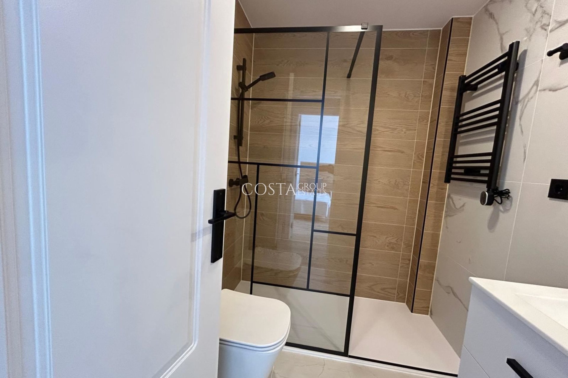 Wiederverkauf - House -
Orihuela Costa - La Florida