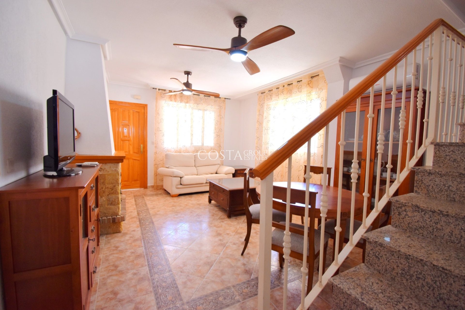 Wiederverkauf - House -
Orihuela Costa - Los Altos