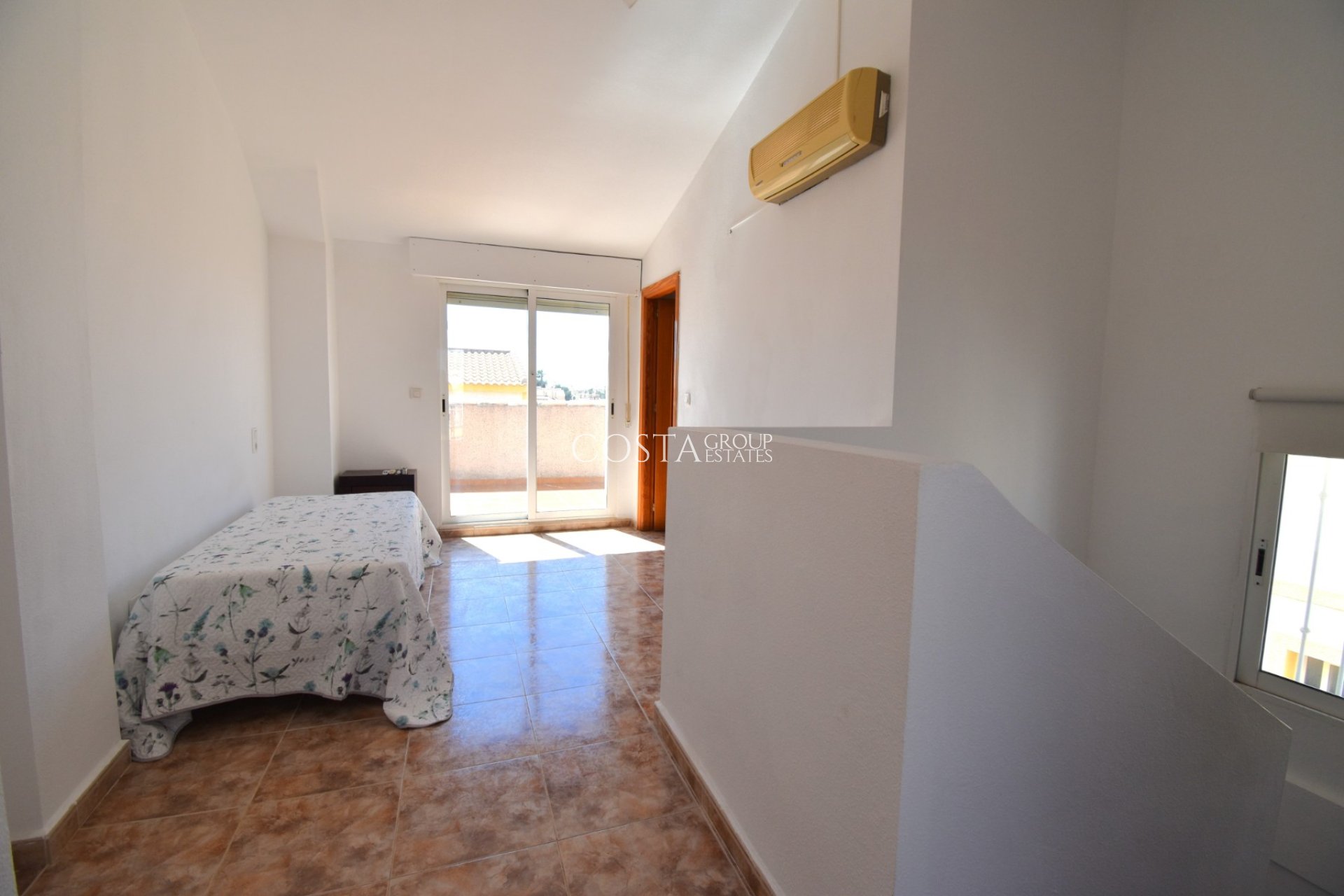 Wiederverkauf - House -
Orihuela Costa - Los Altos