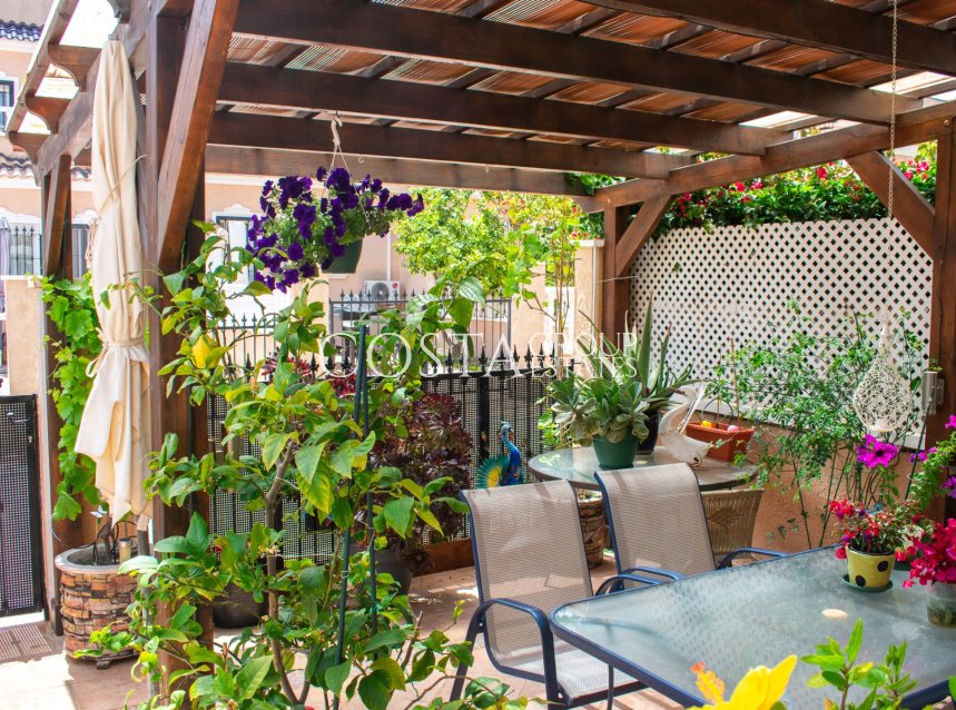 Wiederverkauf - House -
Orihuela Costa - Los Dolses