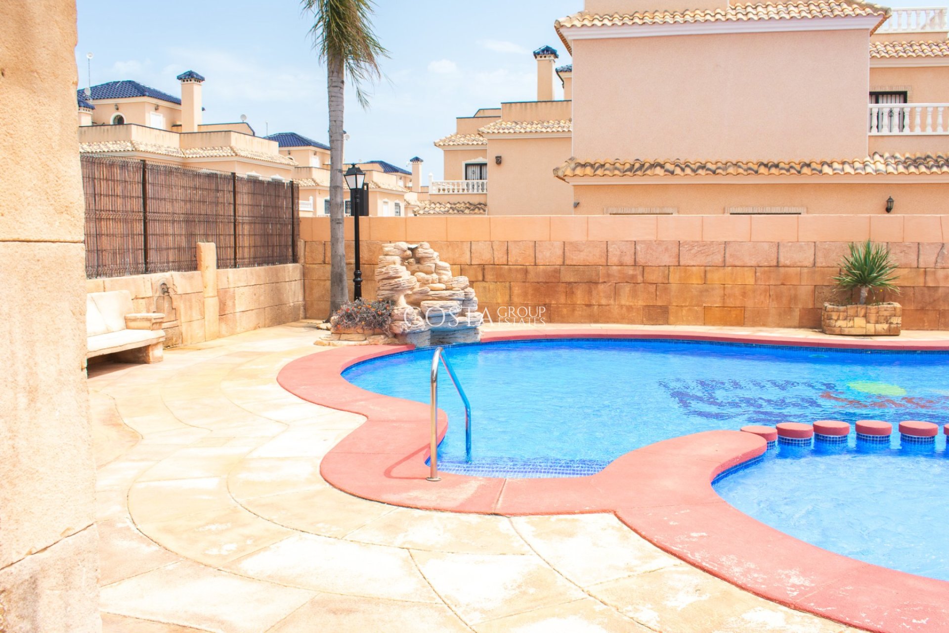 Wiederverkauf - House -
Orihuela Costa - Los Dolses