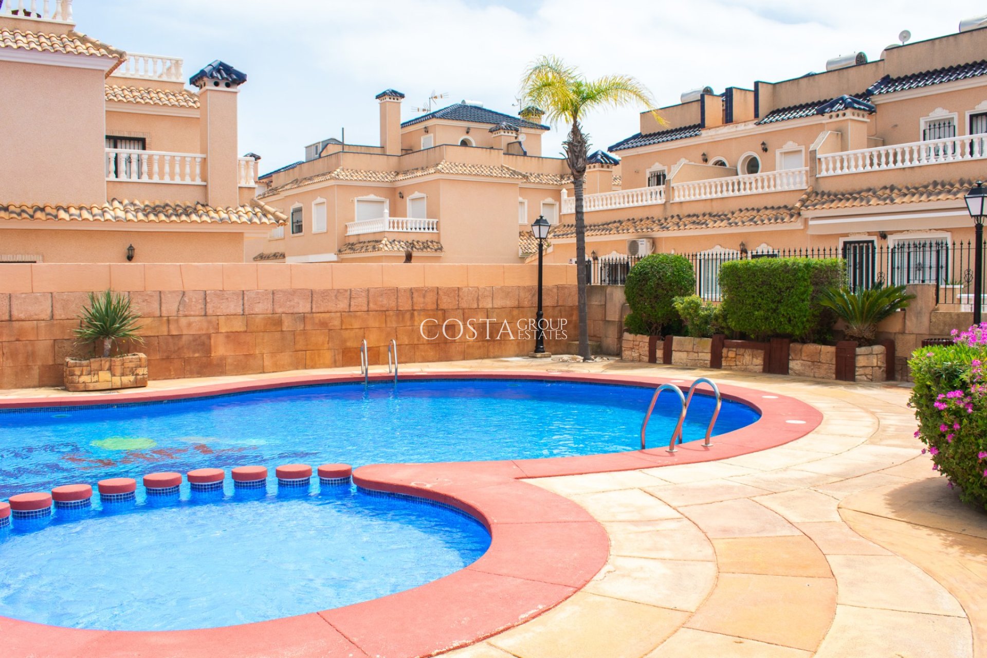 Wiederverkauf - House -
Orihuela Costa - Los Dolses