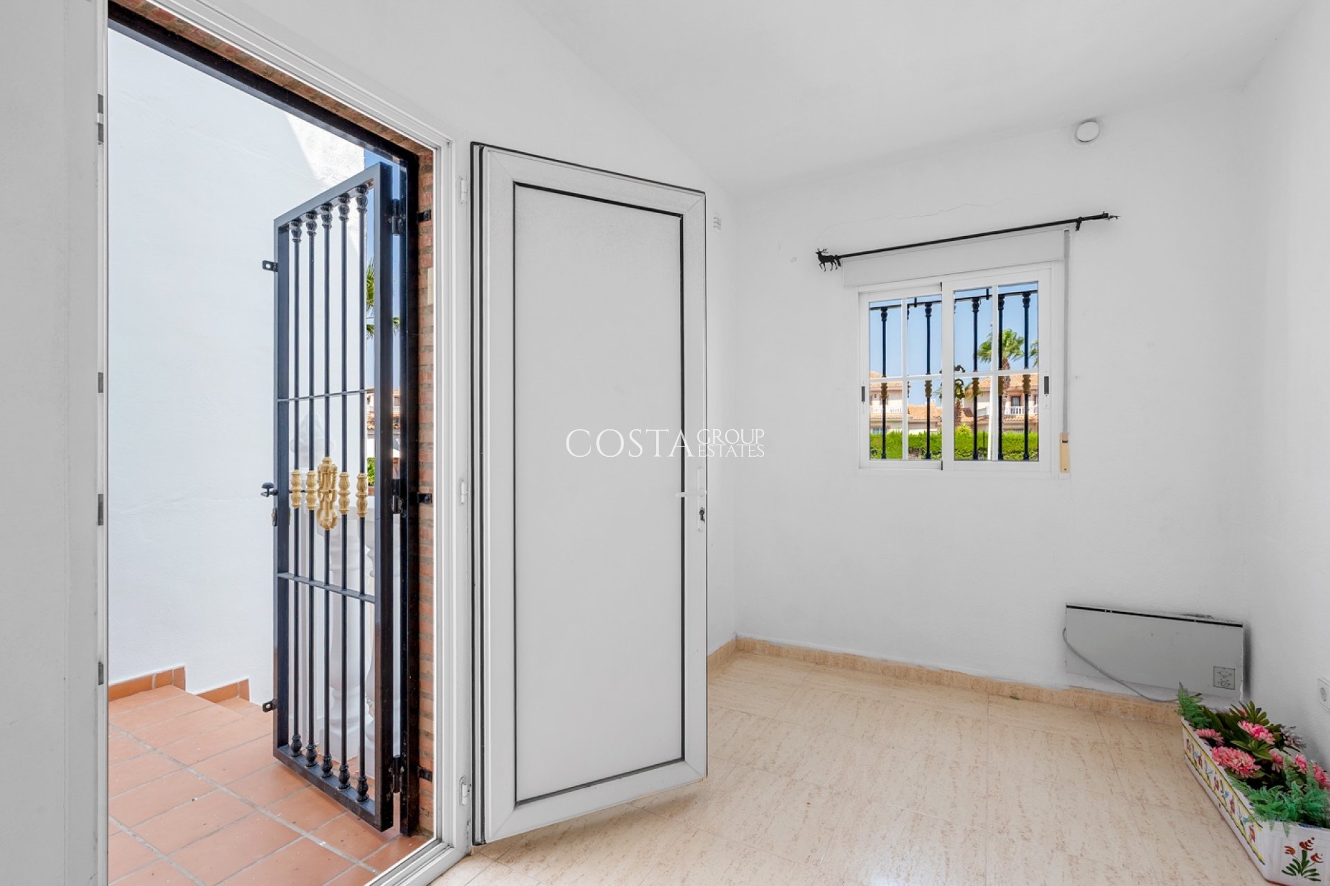 Wiederverkauf - House -
Orihuela Costa - Los Dolses