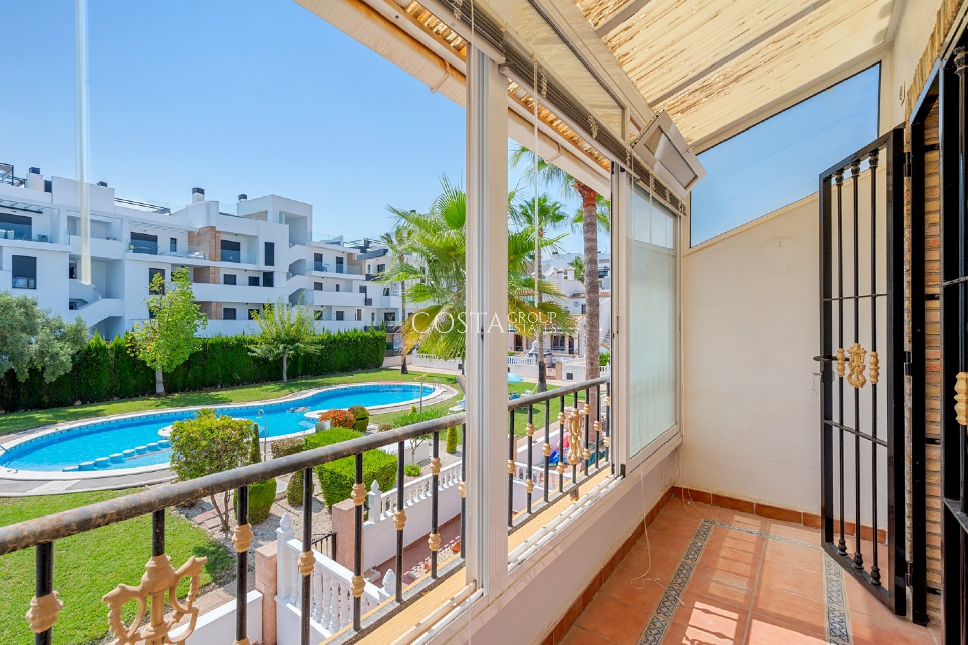 Wiederverkauf - House -
Orihuela Costa - Los Dolses